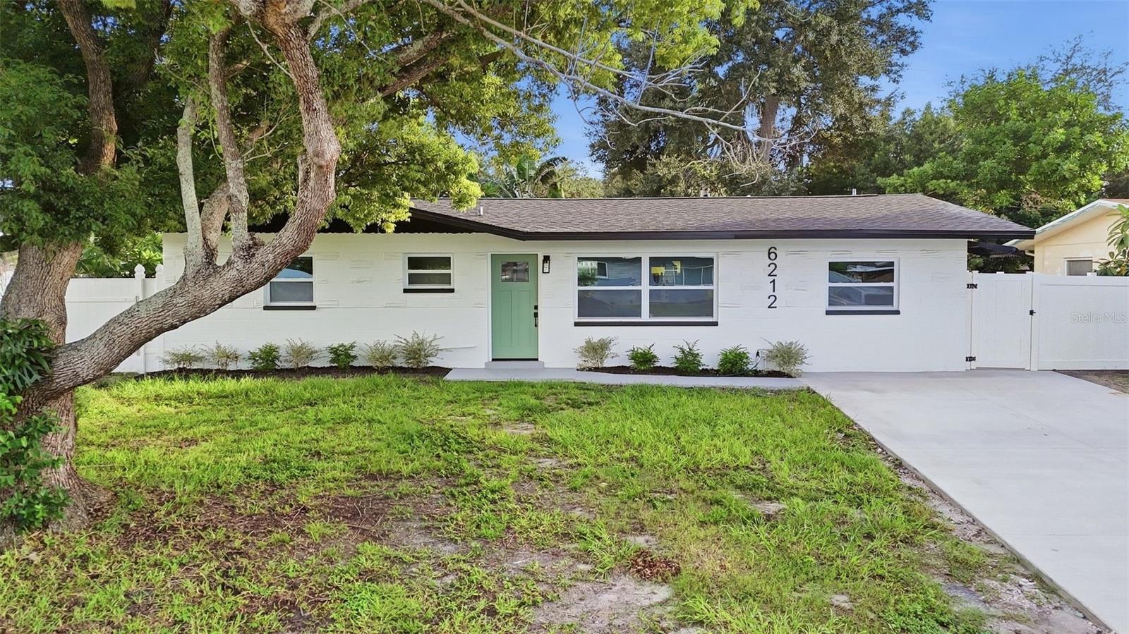 6212 42 Ave N, St Petersburg, FL 33709