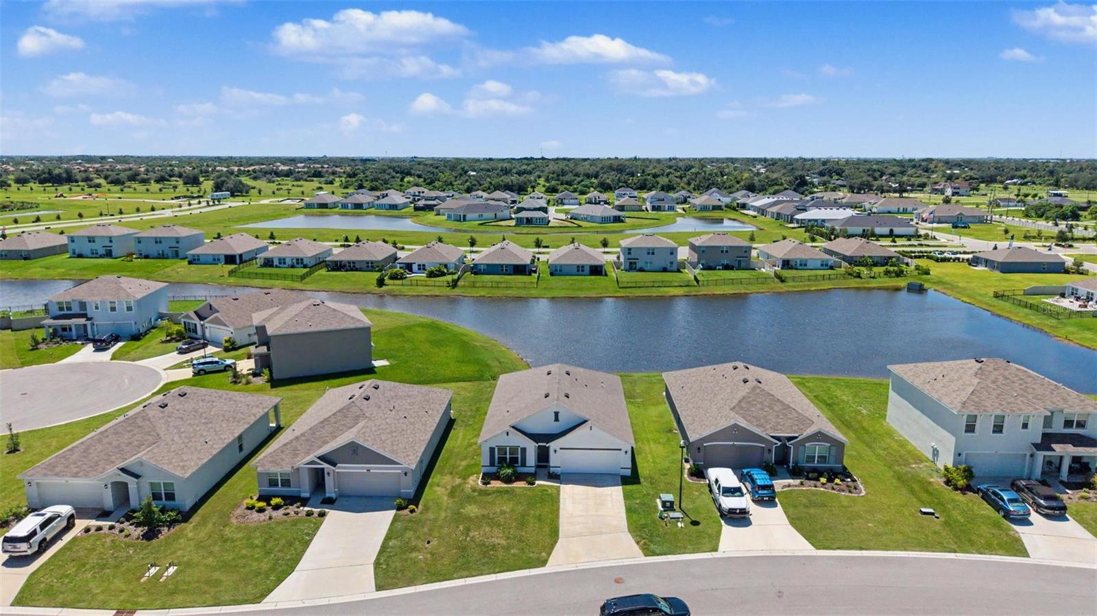 3733 112th St E, Palmetto, FL 34221