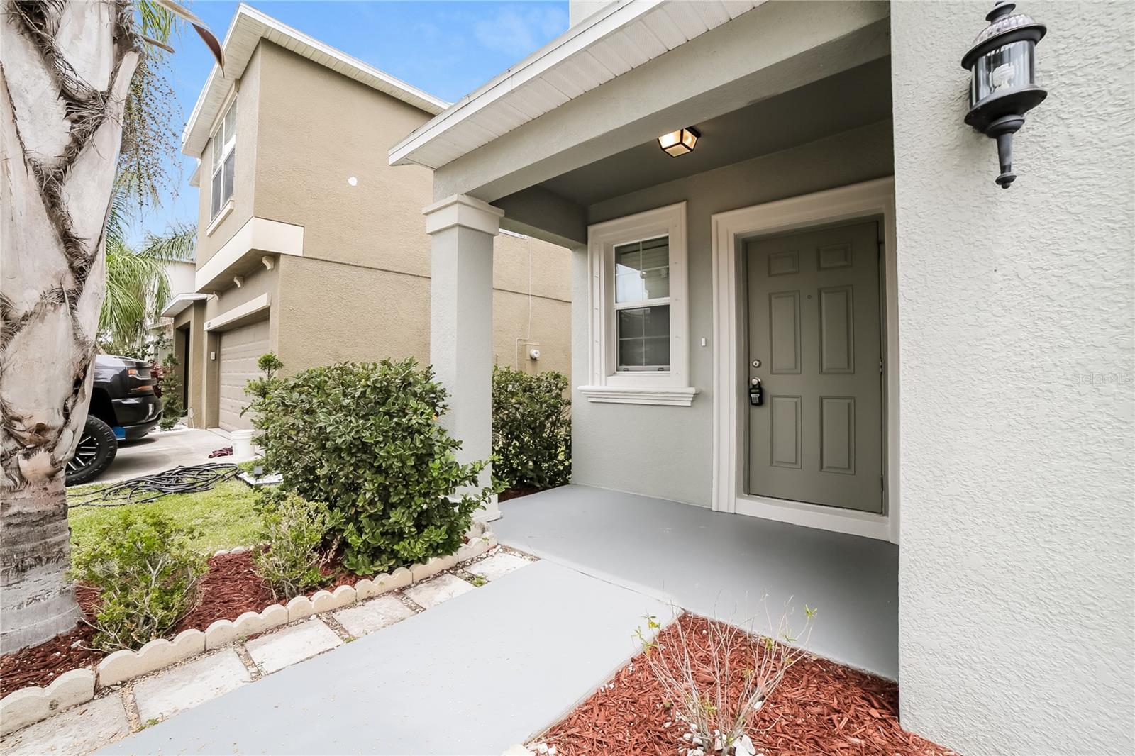 6530 Trent Creek Dr, Sun City Center, FL 33573
