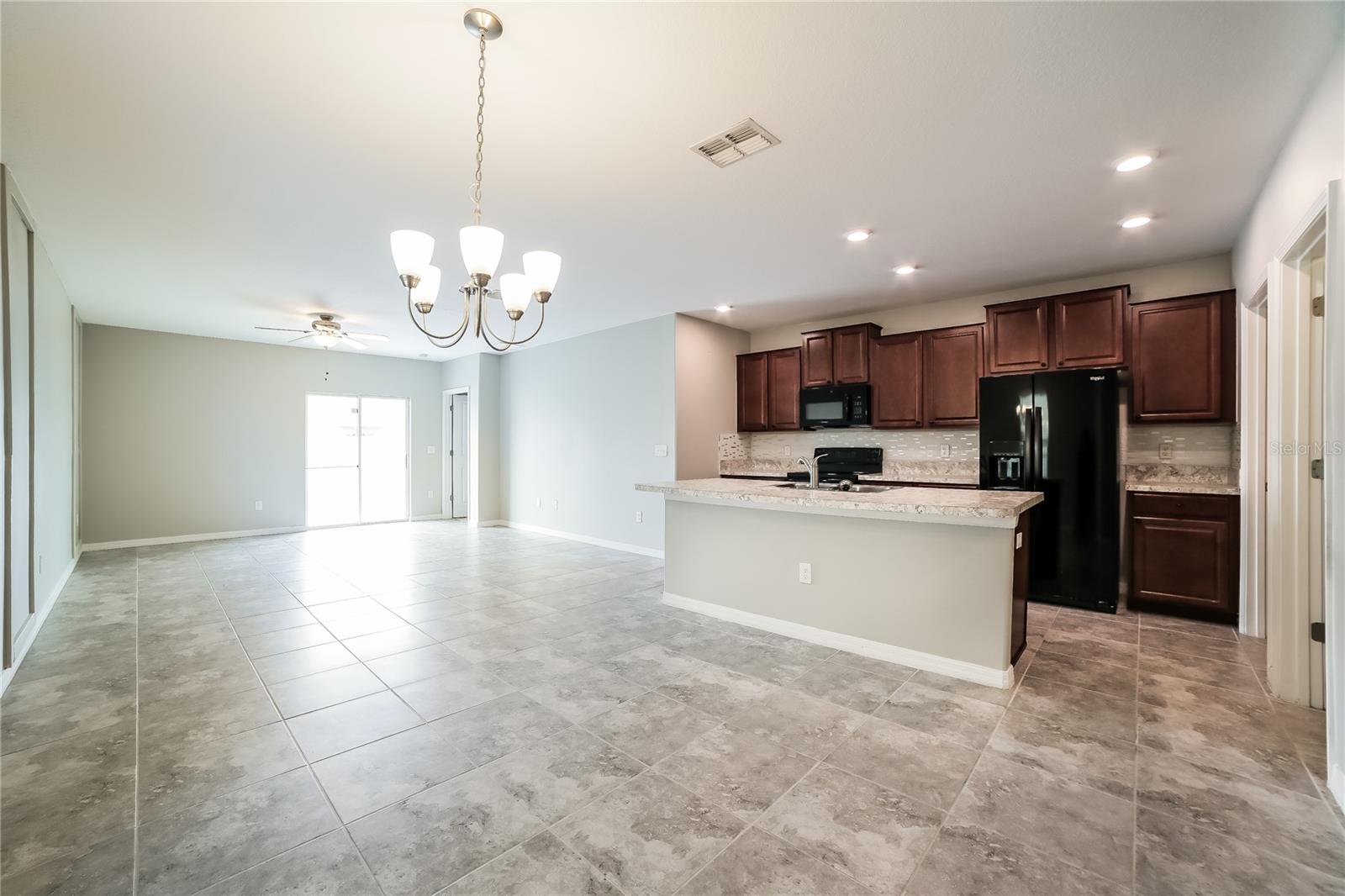 6530 Trent Creek Dr, Sun City Center, FL 33573