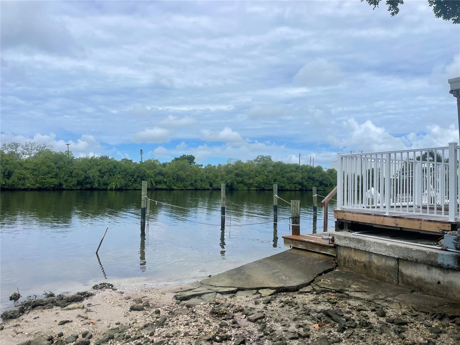 193 Jet Dr, Palmetto, FL 34221