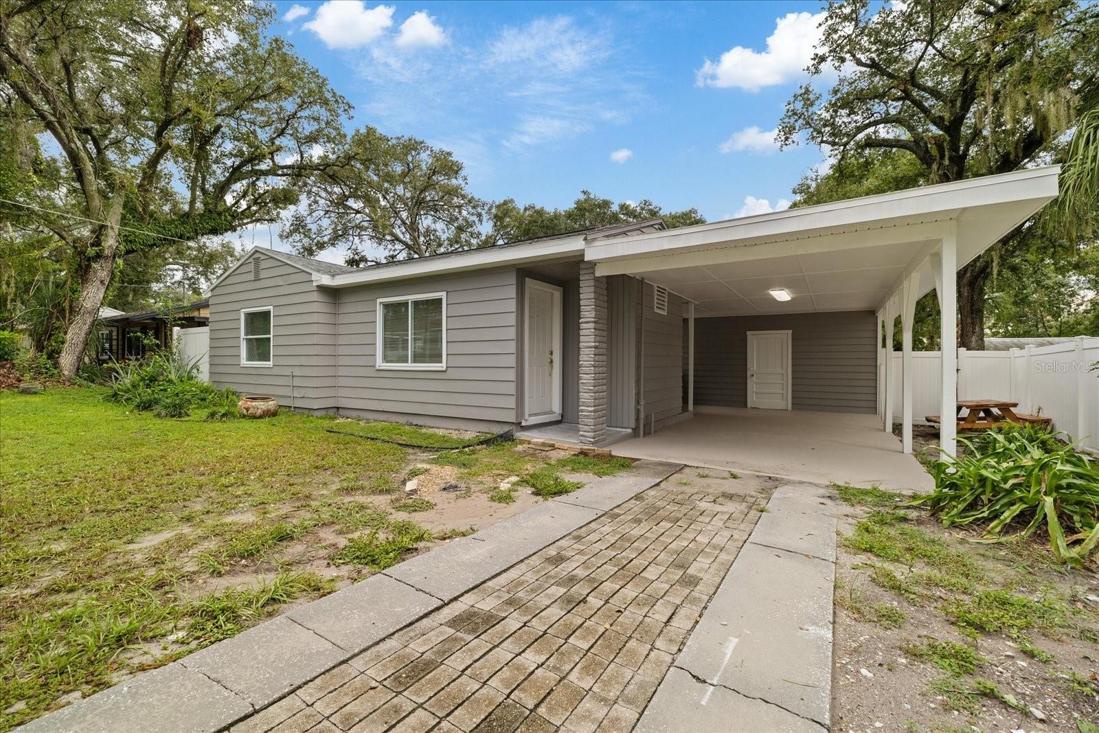 7710 N Darmouth Ave, Tampa, FL 33604