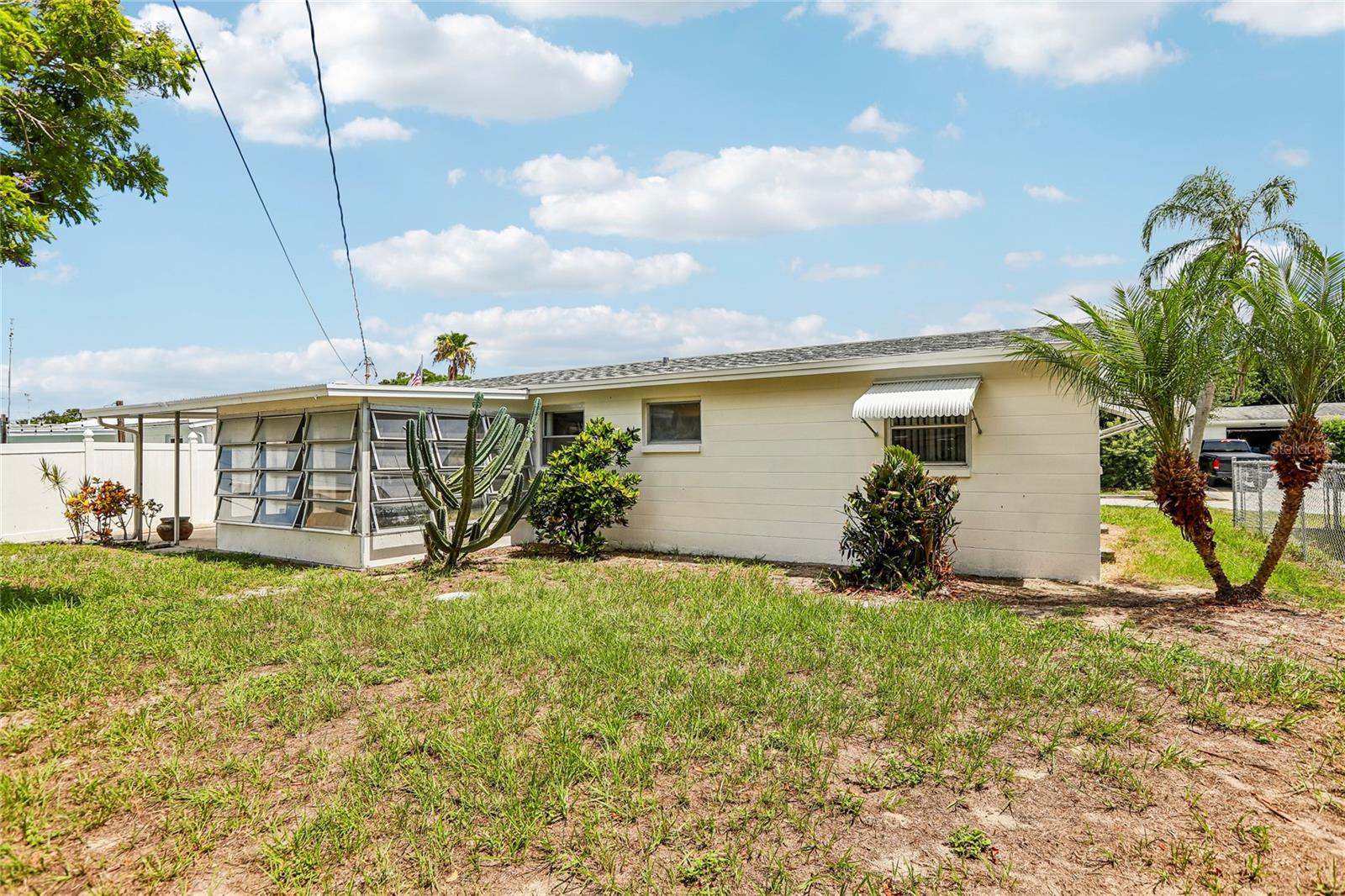 1535 Sentinel St, Holiday, FL 34690