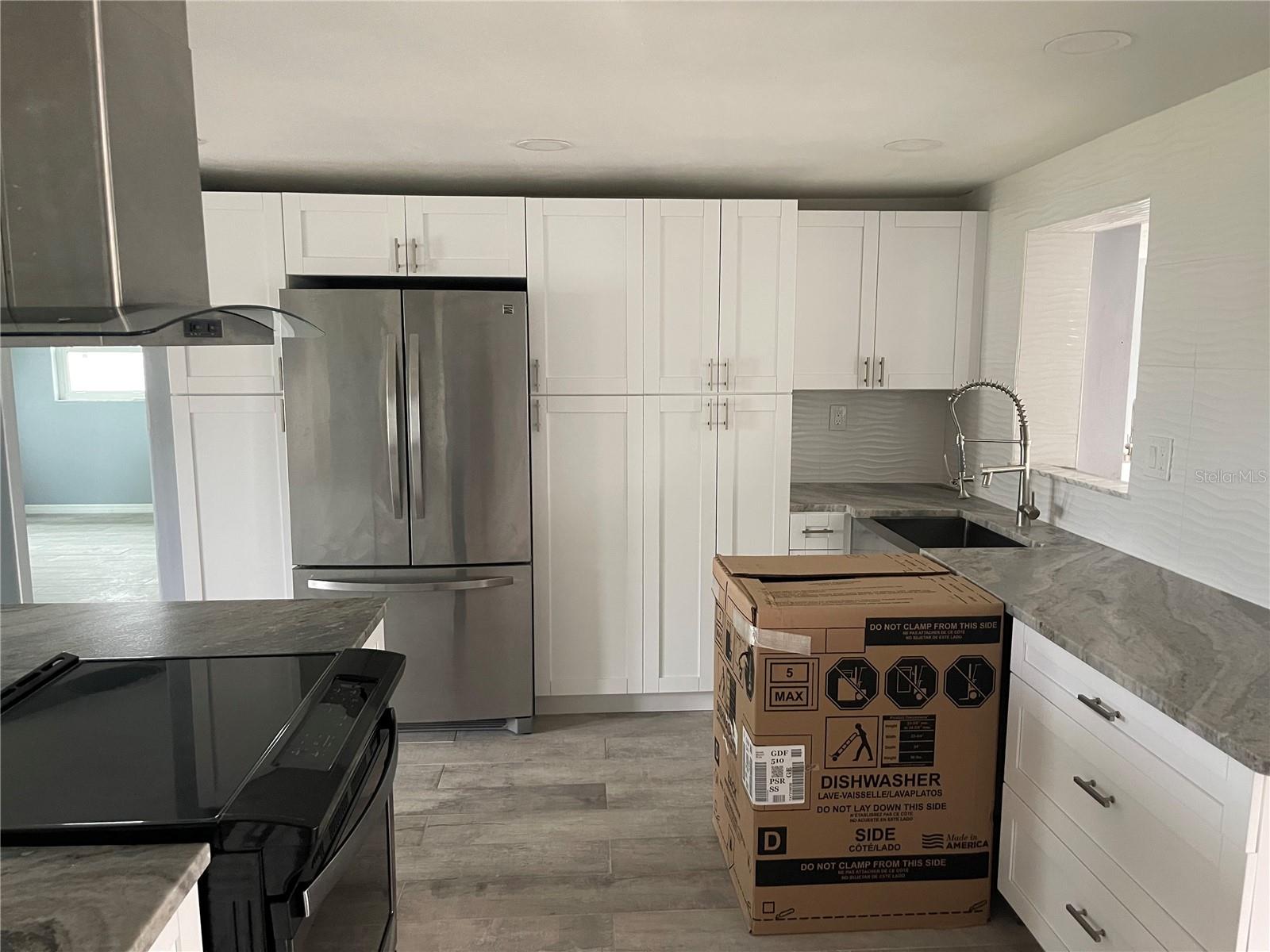 13701 Leslie Dr, Hudson, FL 34667