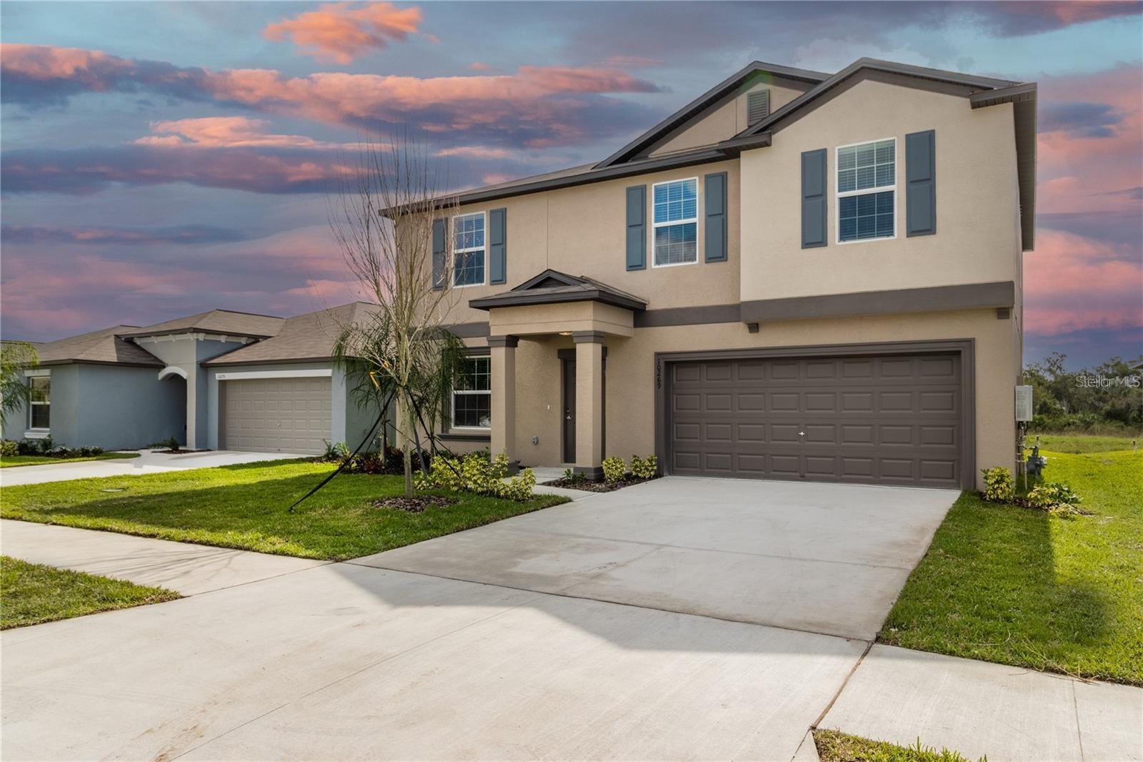 10269 Shady Preserve Dr, Riverview, FL 33578