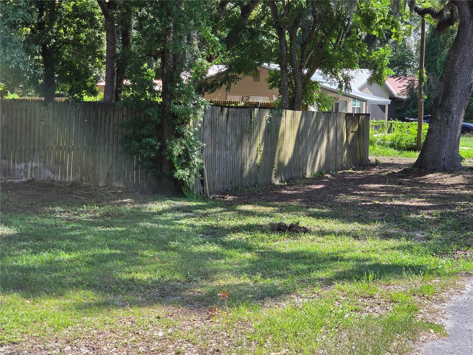 4th St 8th Ave, Zephyrhills, FL 33542
