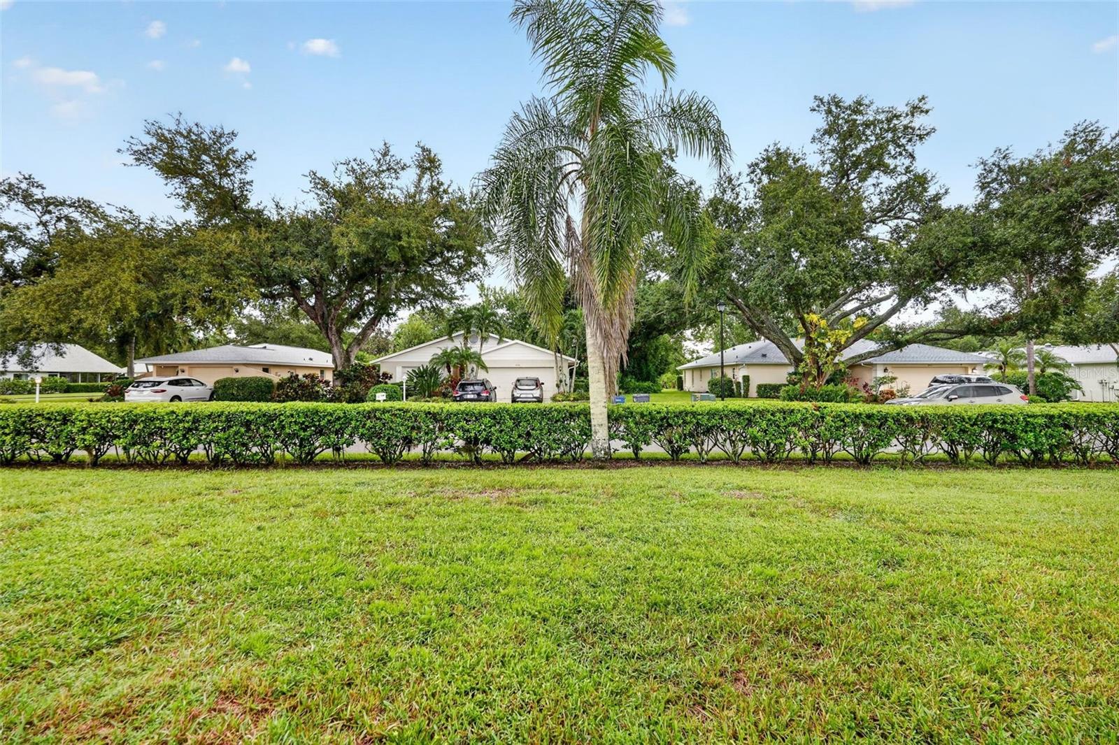7283 Eleanor Cir, Sarasota, FL 34243