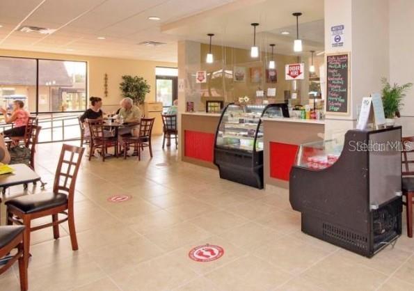 2009 New Bedford Dr, Sun City Center, FL 33573