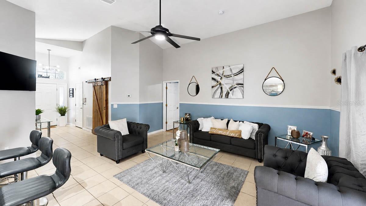 9640 Cypress Harbor Dr, Gibsonton, FL 33534
