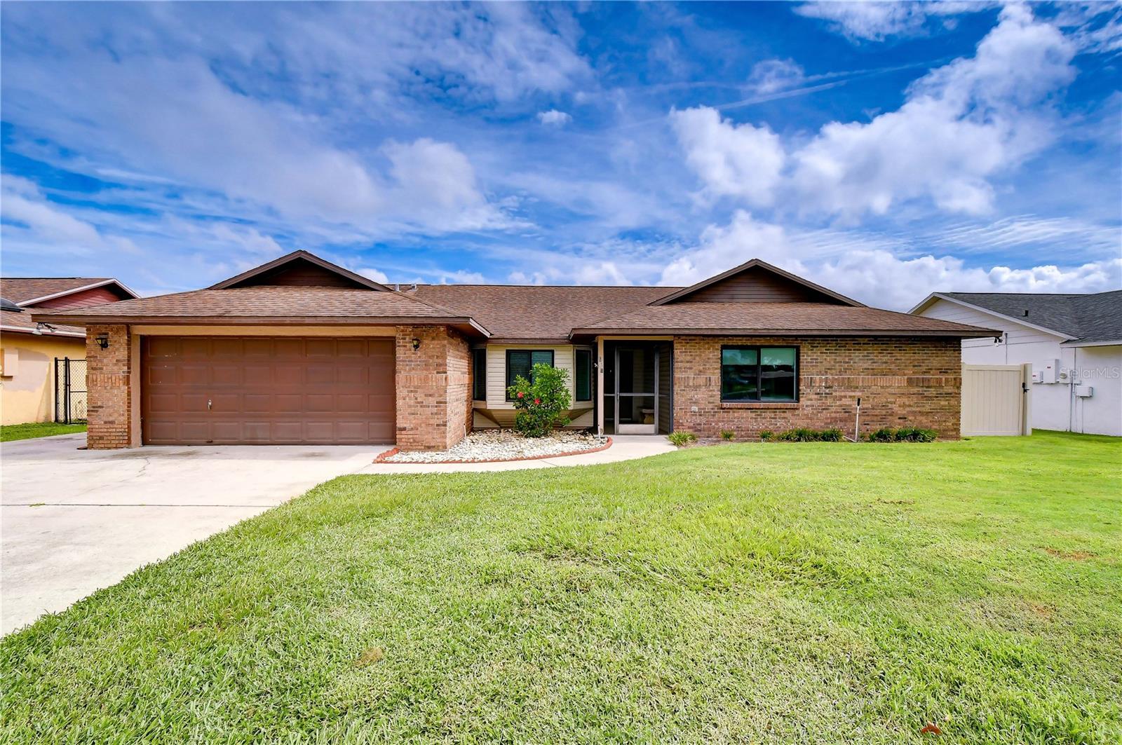 659 Timber Pond Dr, Brandon, FL 33510
