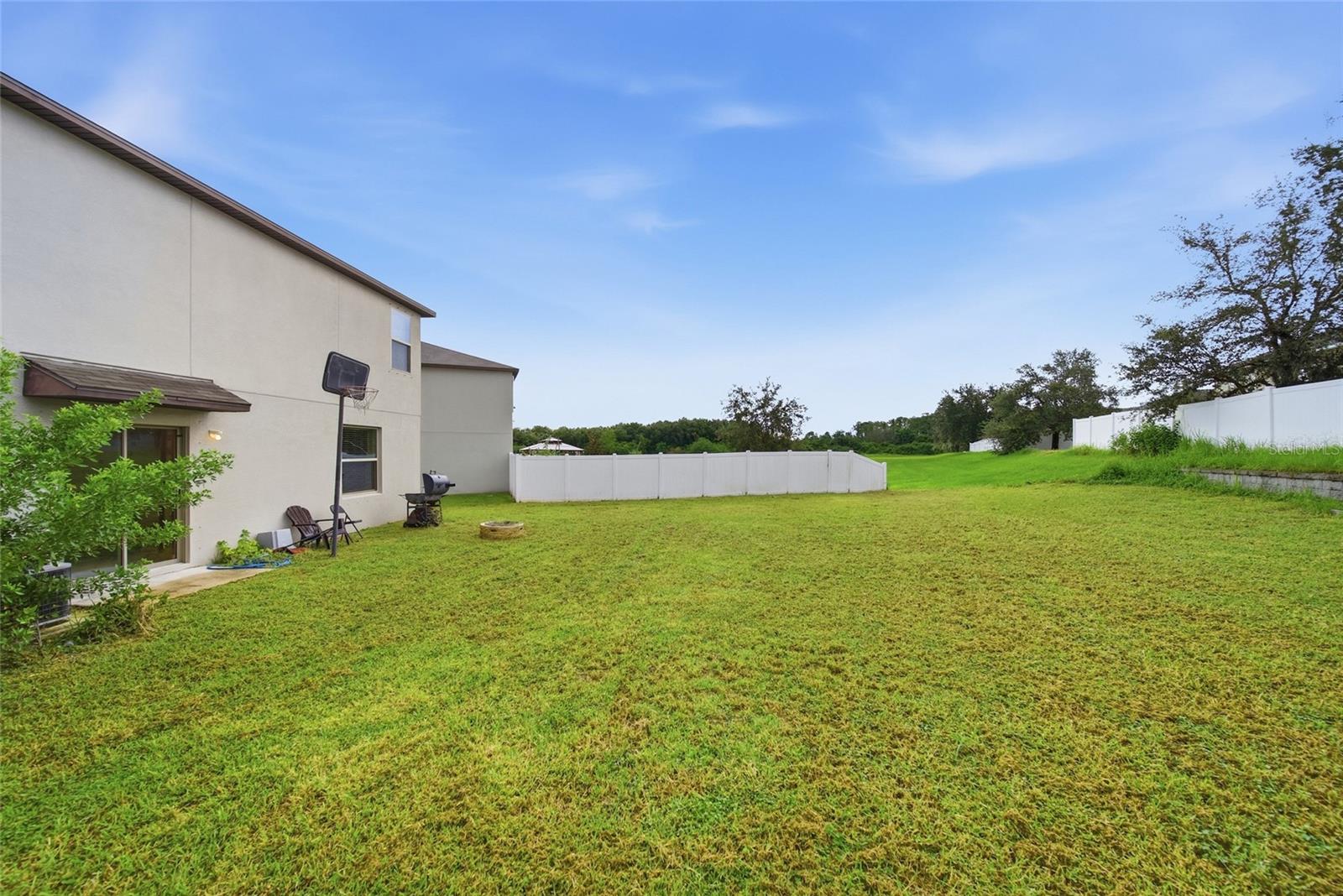 14460 English Lavender Dr, Wimauma, FL 33598
