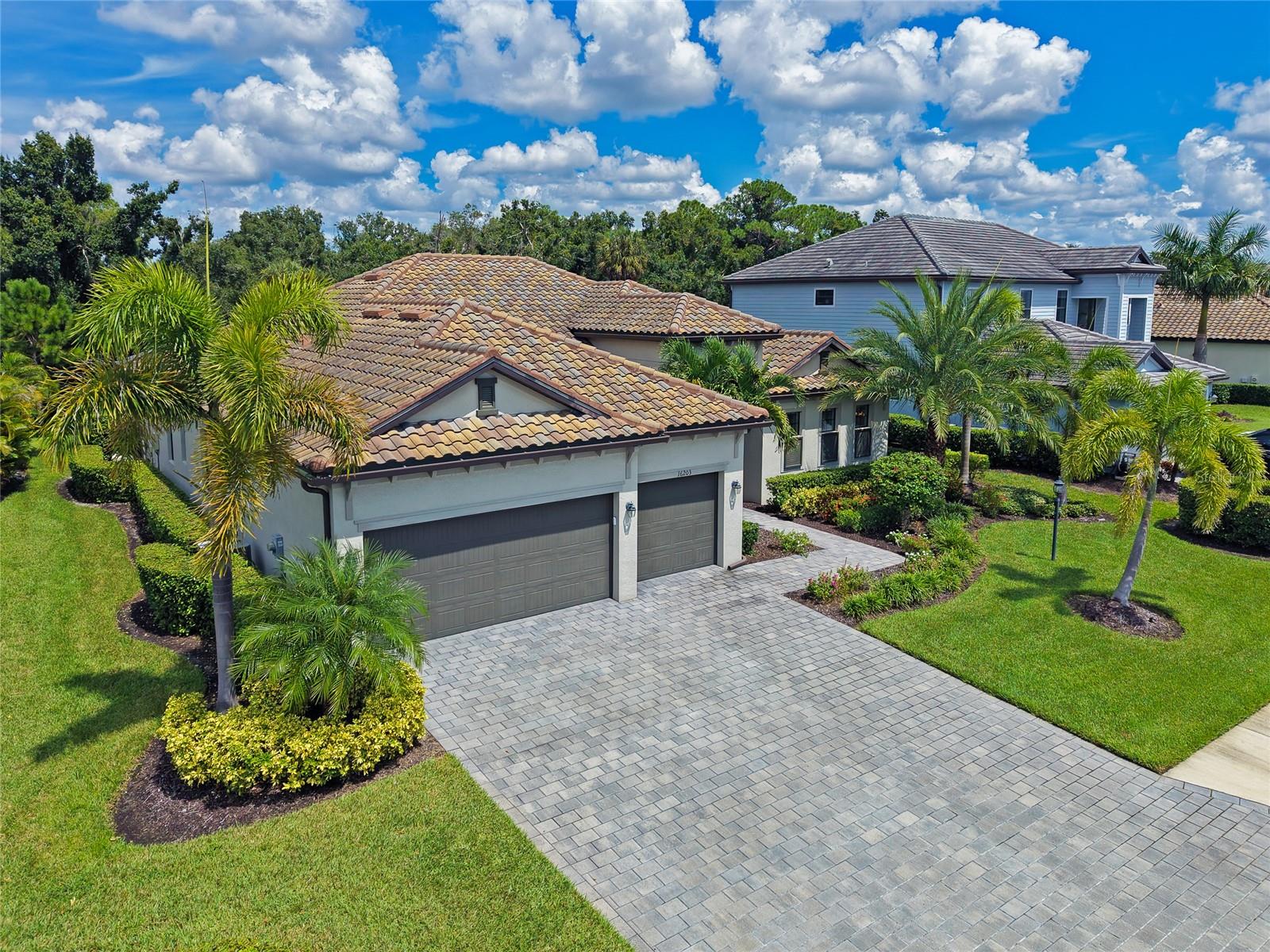16203 Tradewind Ter, Lakewood Ranch, FL 34211