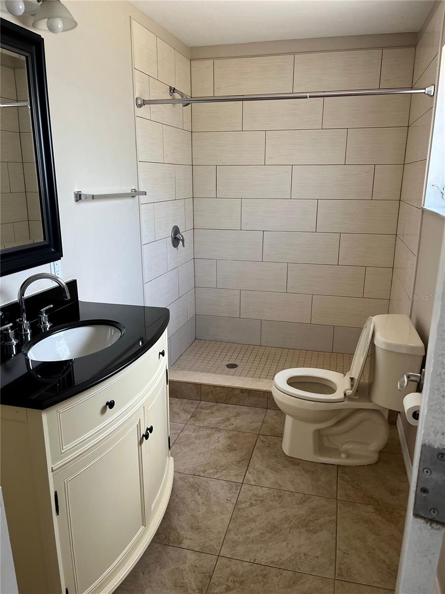 10723 109th St, Seminole, FL 33778