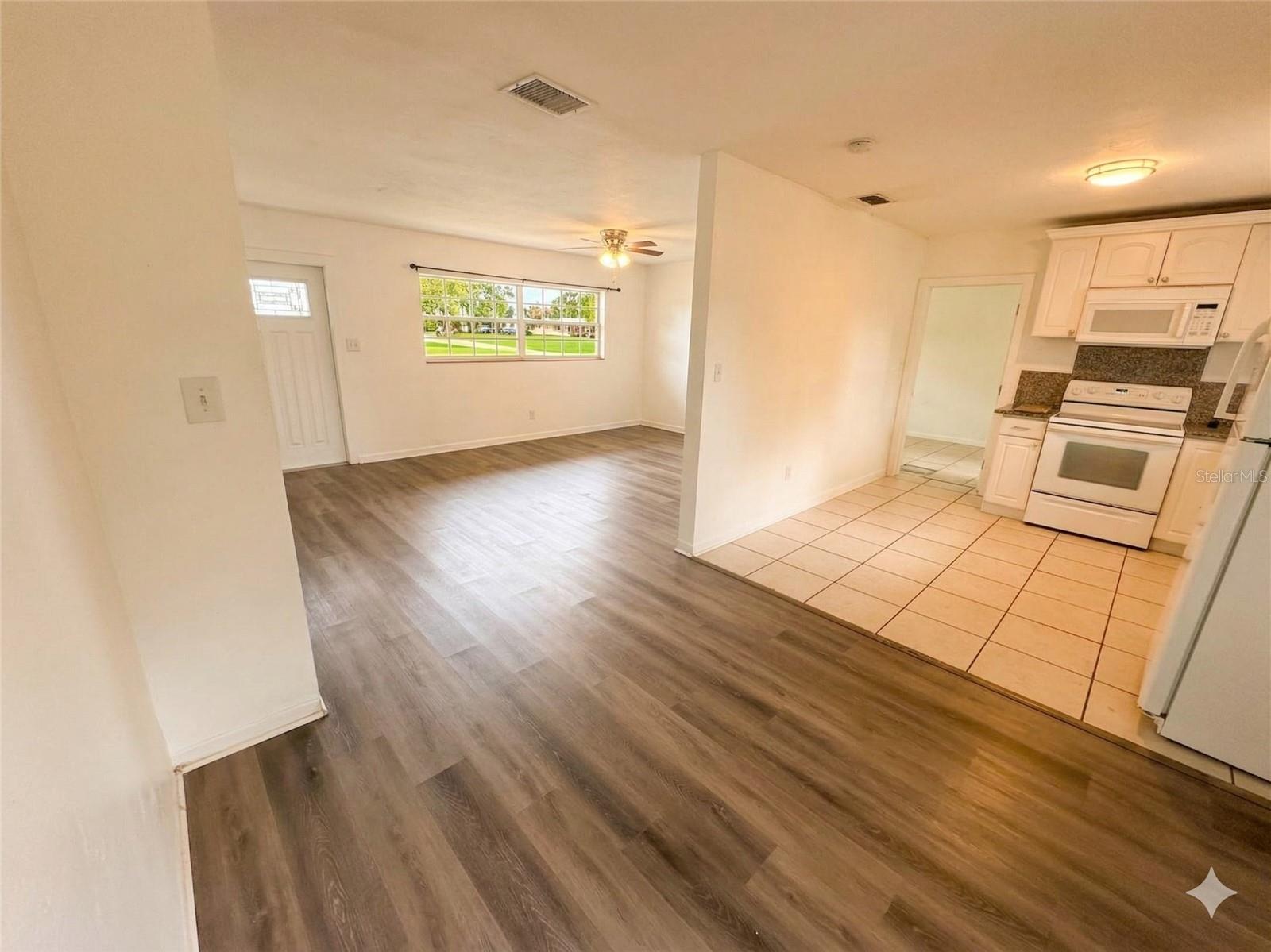 4161 Bluefish Dr SE, St Petersburg, FL 33705