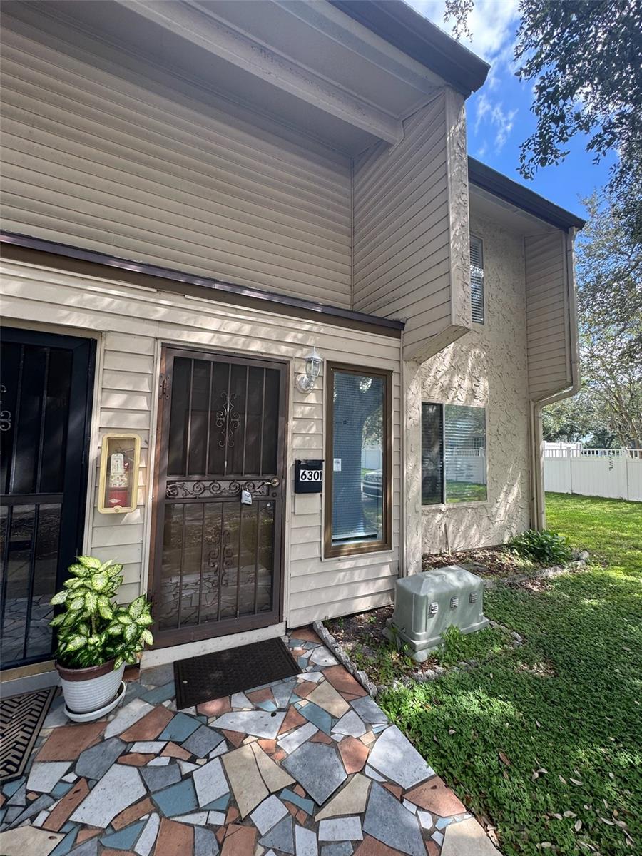 6301 23rd St N, St Petersburg, FL 33702