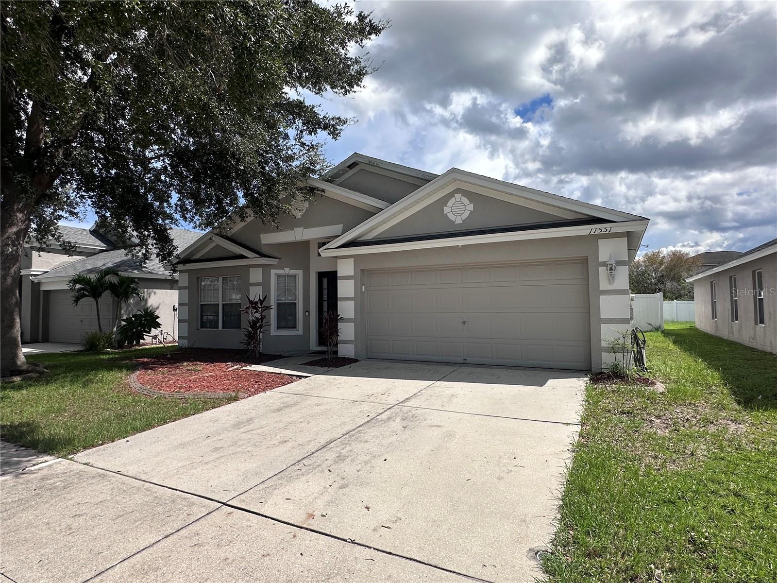 11551 Misty Isle Ln, Riverview, FL 33579