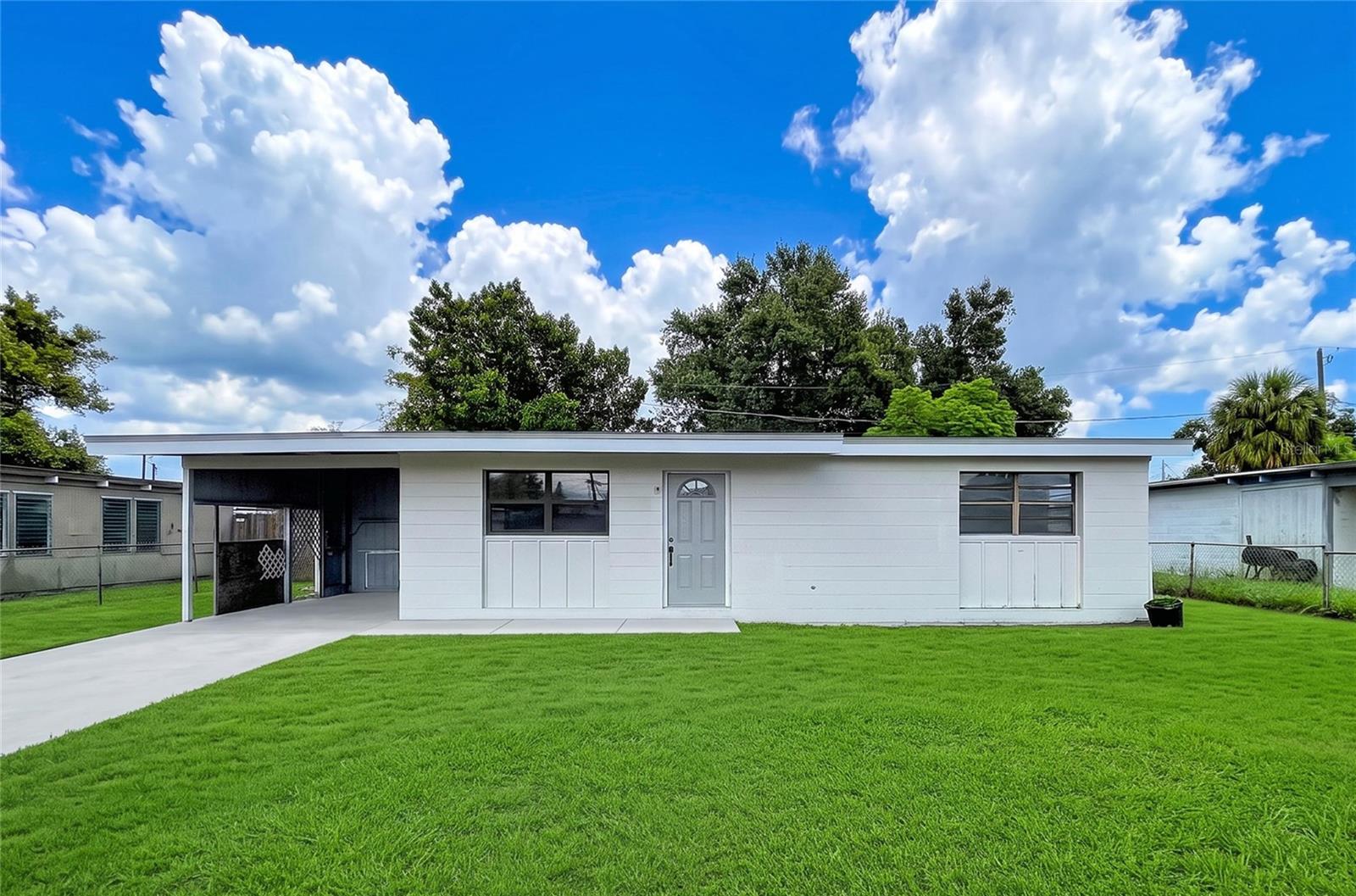 1310 Warrington Way, Tampa, FL 33619