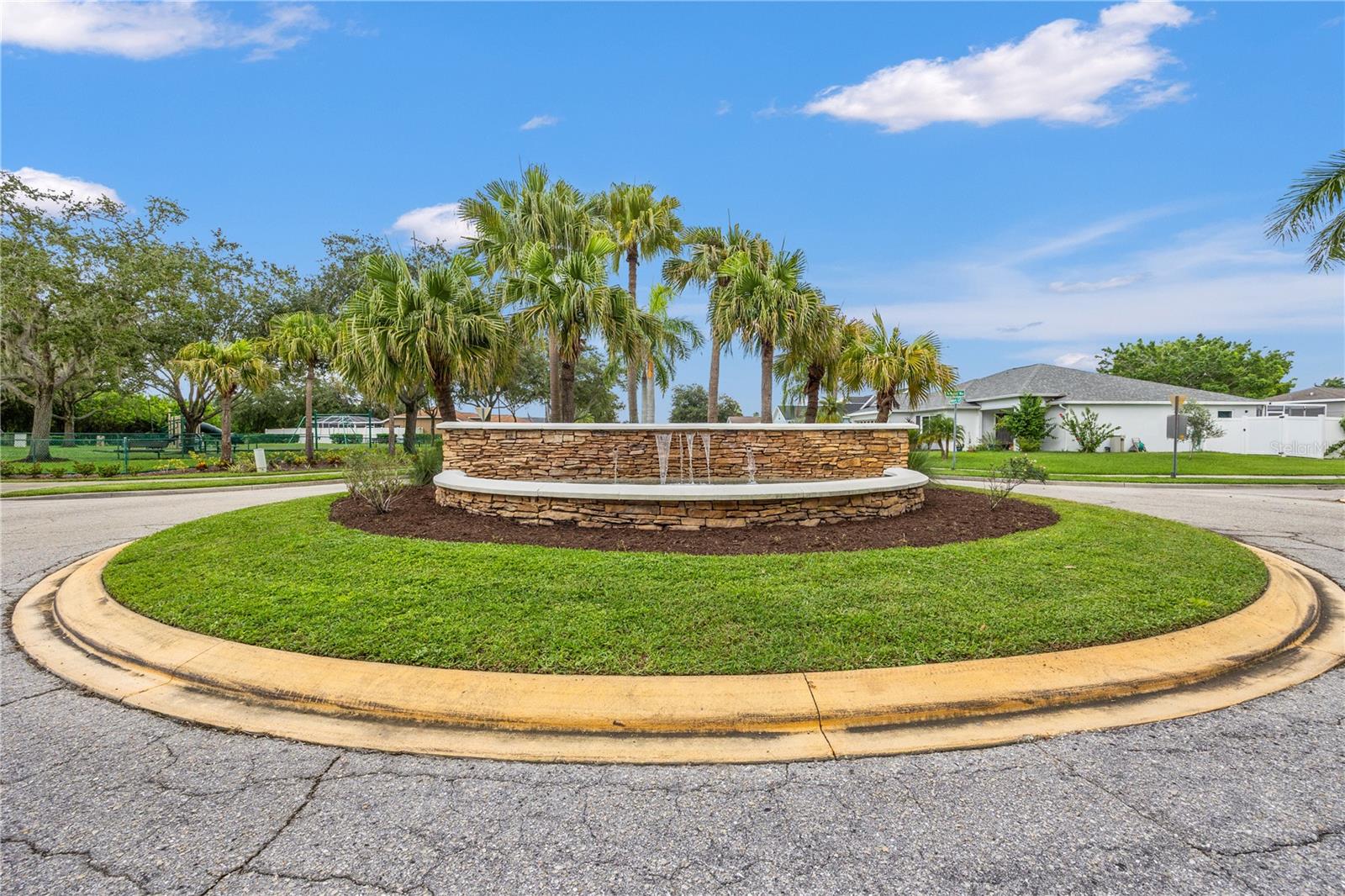 12167 Warwick Cir, Parrish, FL 34219