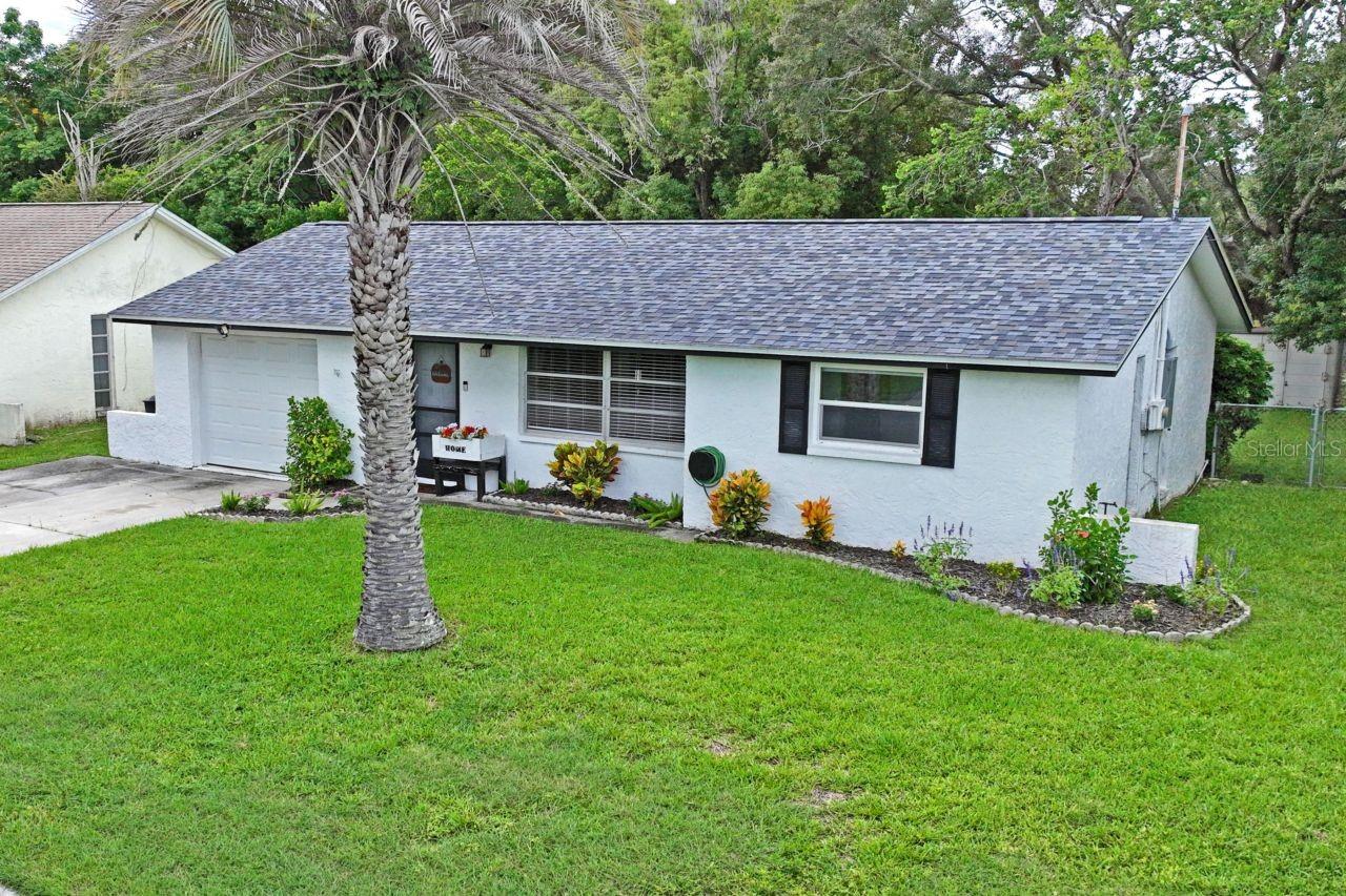 15915 Villa Dr, Hudson, FL 34667
