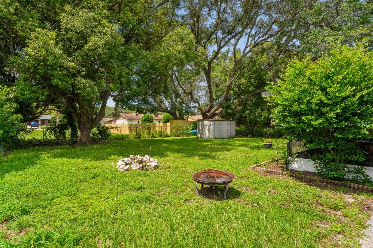 15915 Villa Dr, Hudson, FL 34667