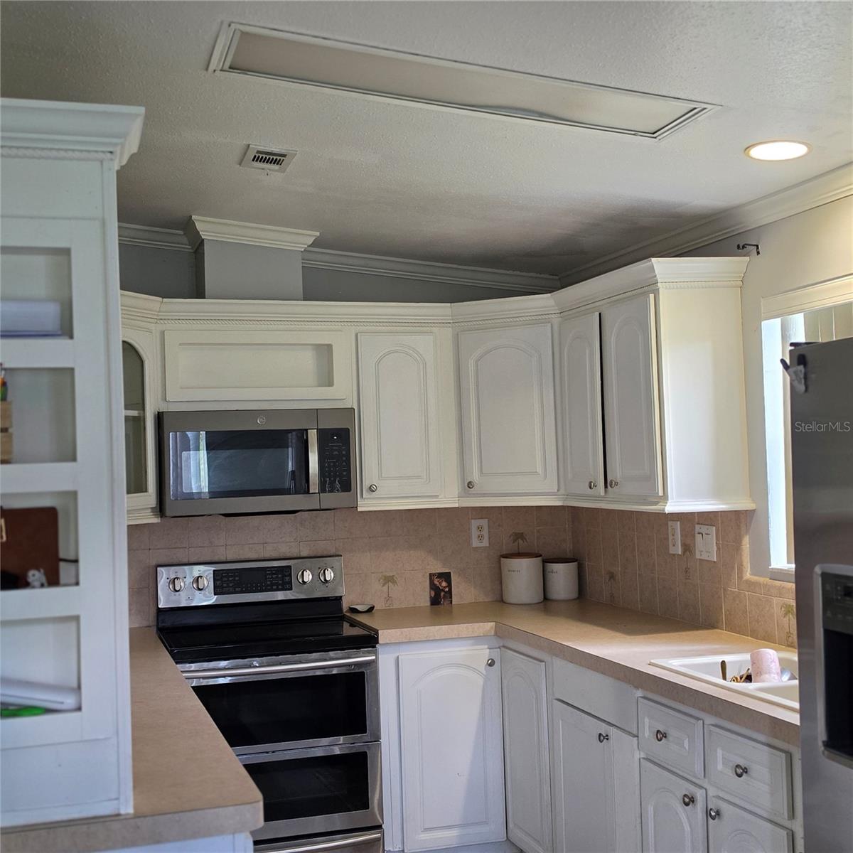12408 Elnora Dr, Riverview, FL 33579