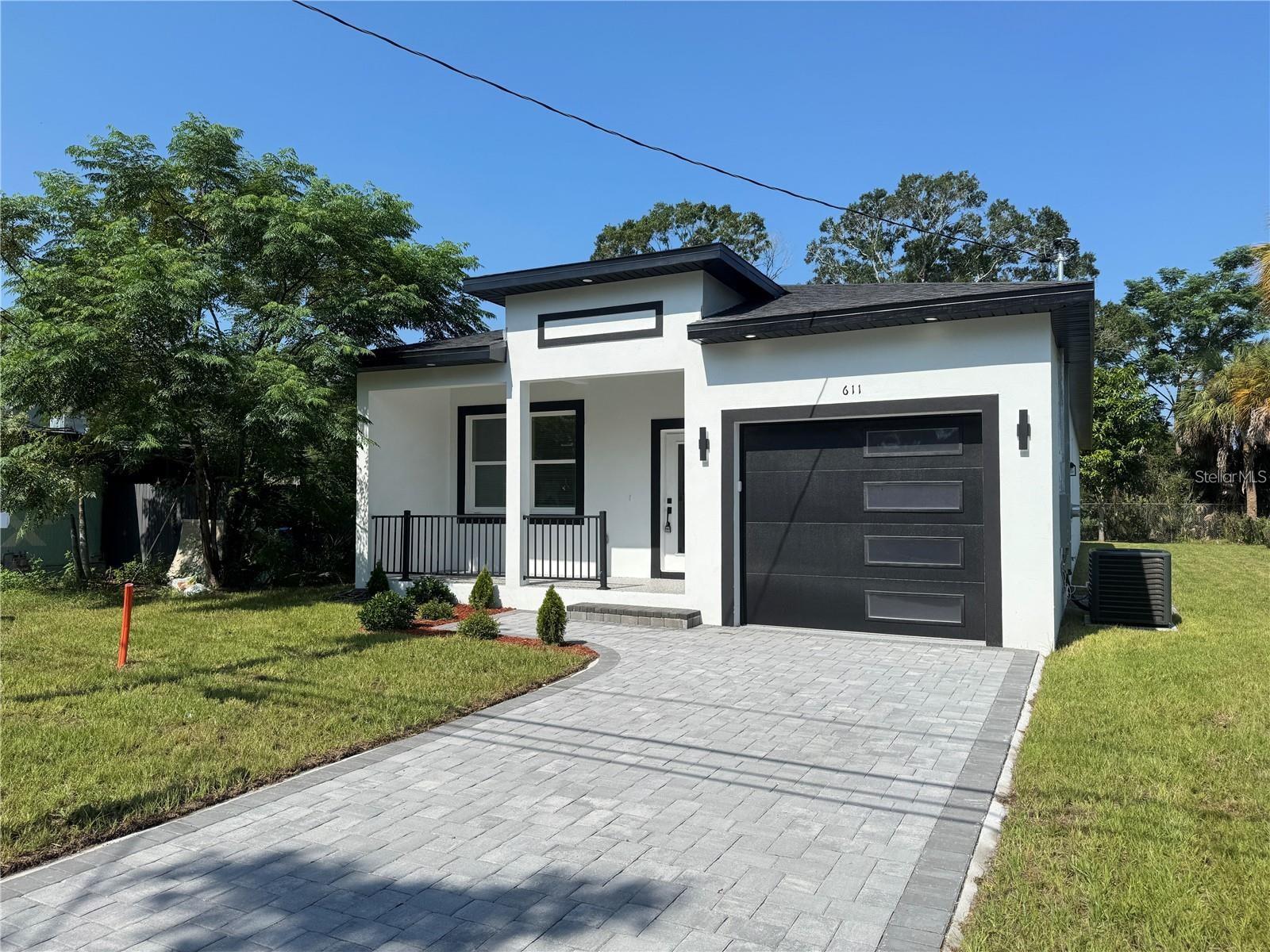 611 Elm St, Safety Harbor, FL 34695