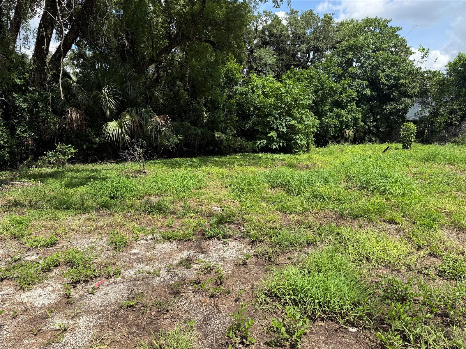 3914 E Louisiana Ave, Tampa, FL 33610