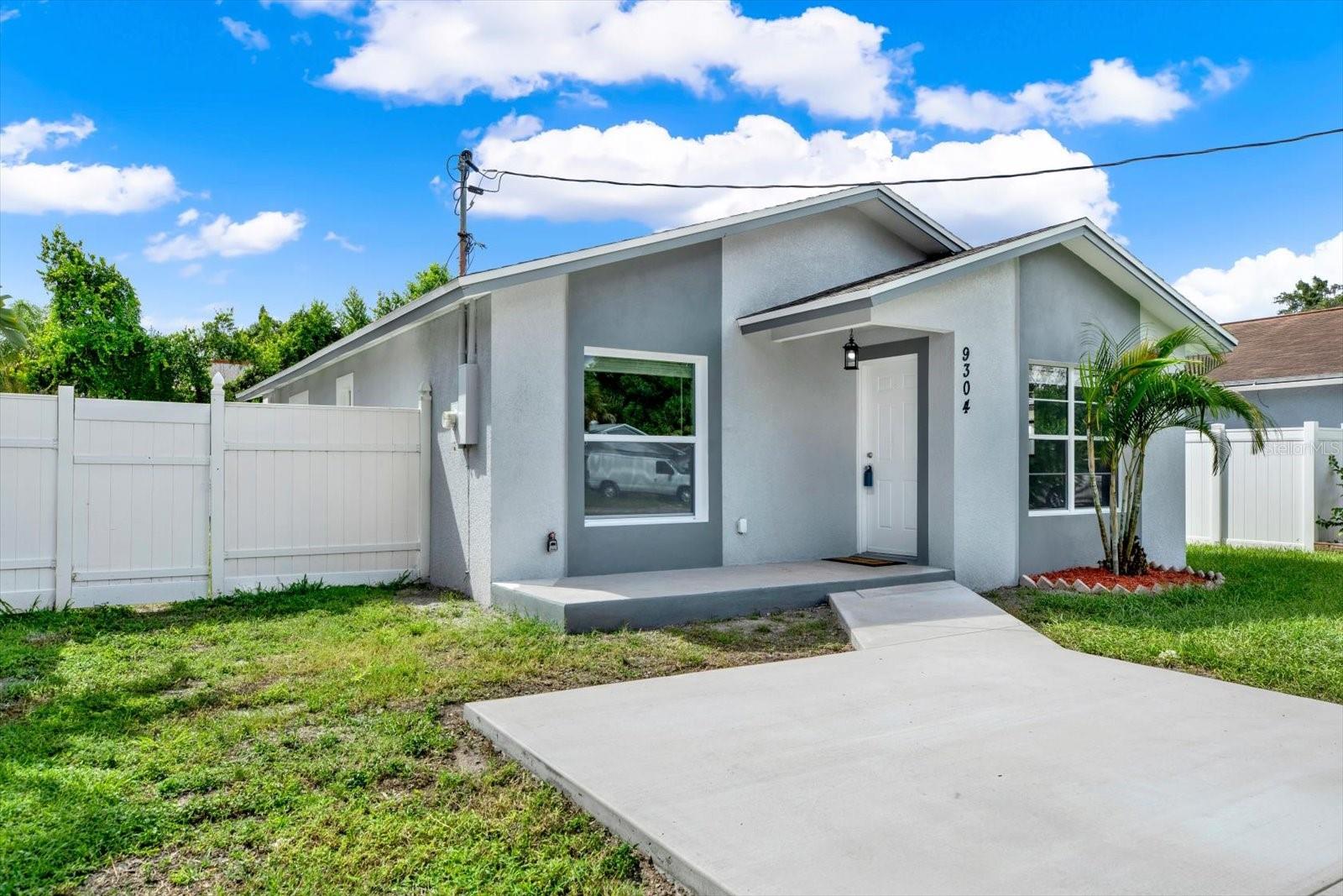 9304 N Elmer St, Tampa, FL 33612