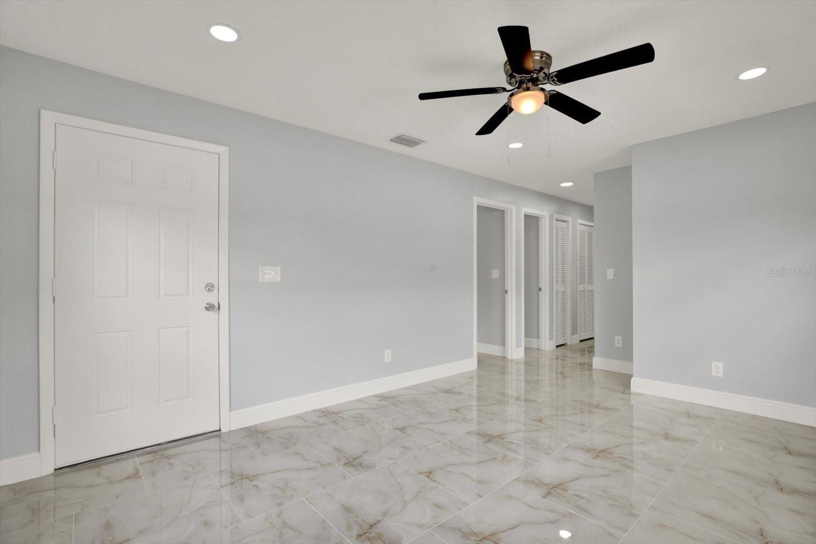 9304 N Elmer St, Tampa, FL 33612