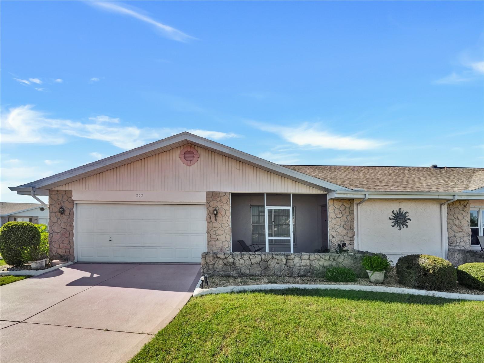 202 Cactusflower Ln, Sun City Center, FL 33573
