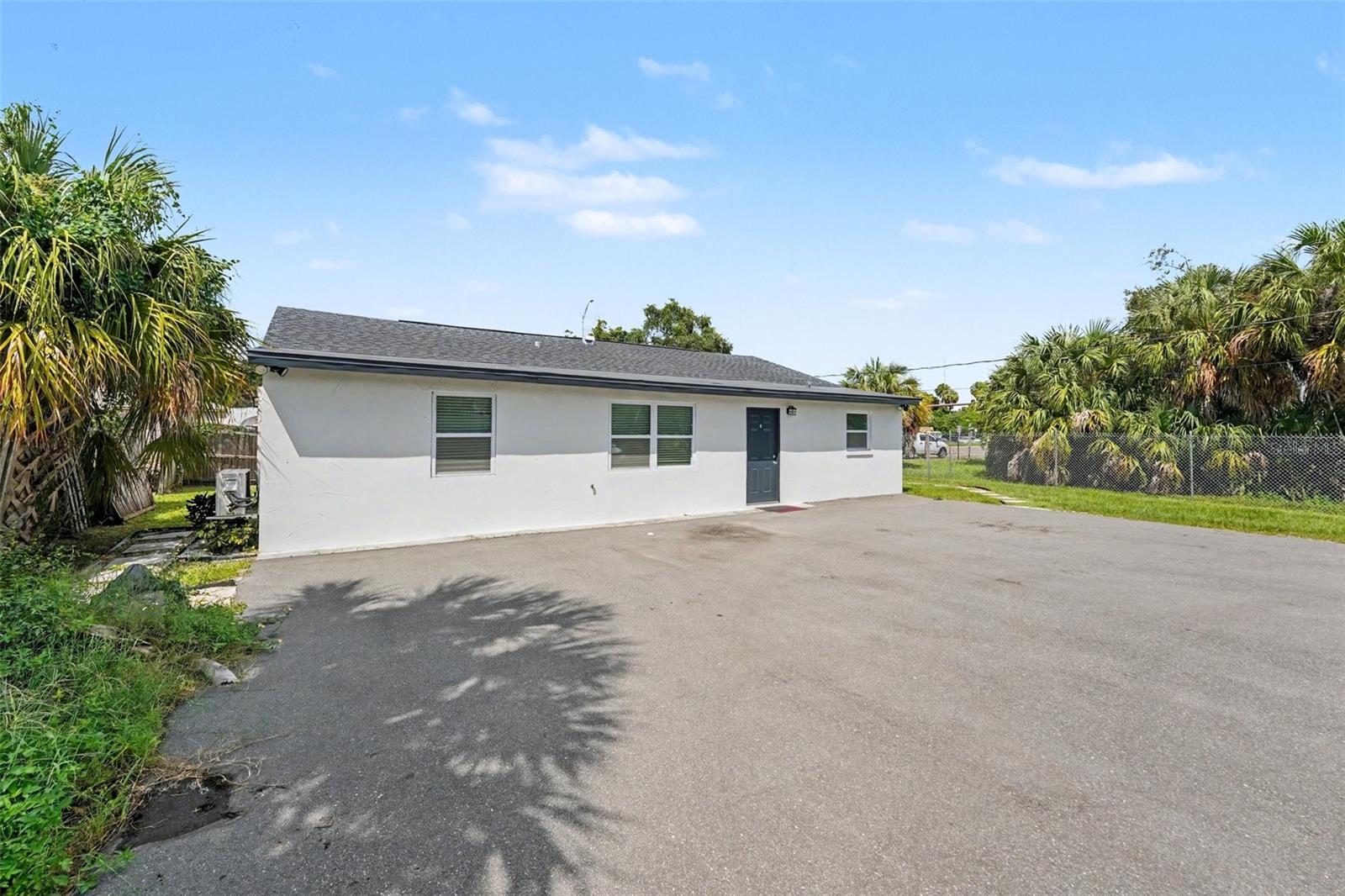 2140 22nd Ave N, St Petersburg, FL 33713