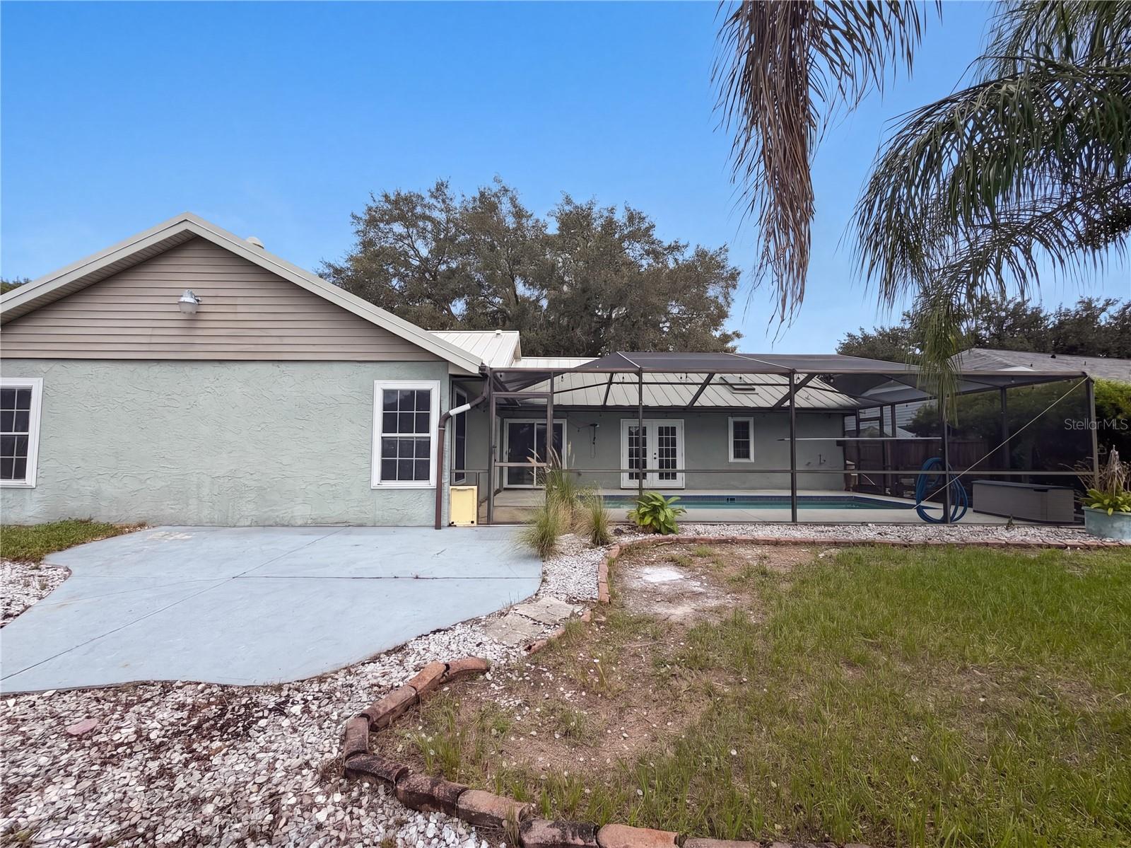 2007 Darlington Oak Dr, Seffner, FL 33584