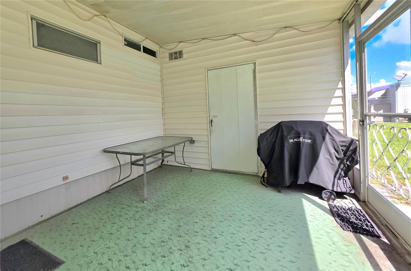 37015 Karen Ave, Zephyrhills, FL 33542