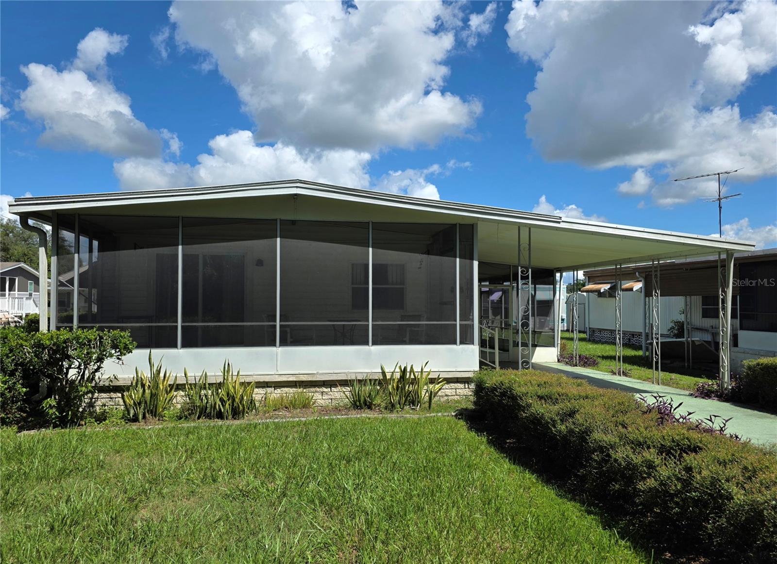 37015 Karen Ave, Zephyrhills, FL 33542