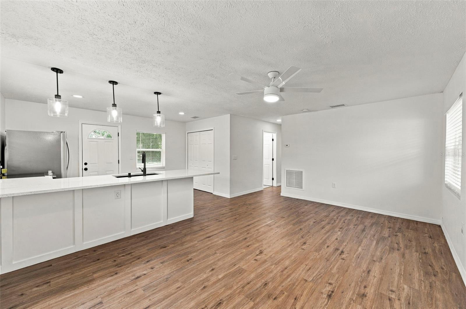 110 S Forest St, Plant City, FL 33563