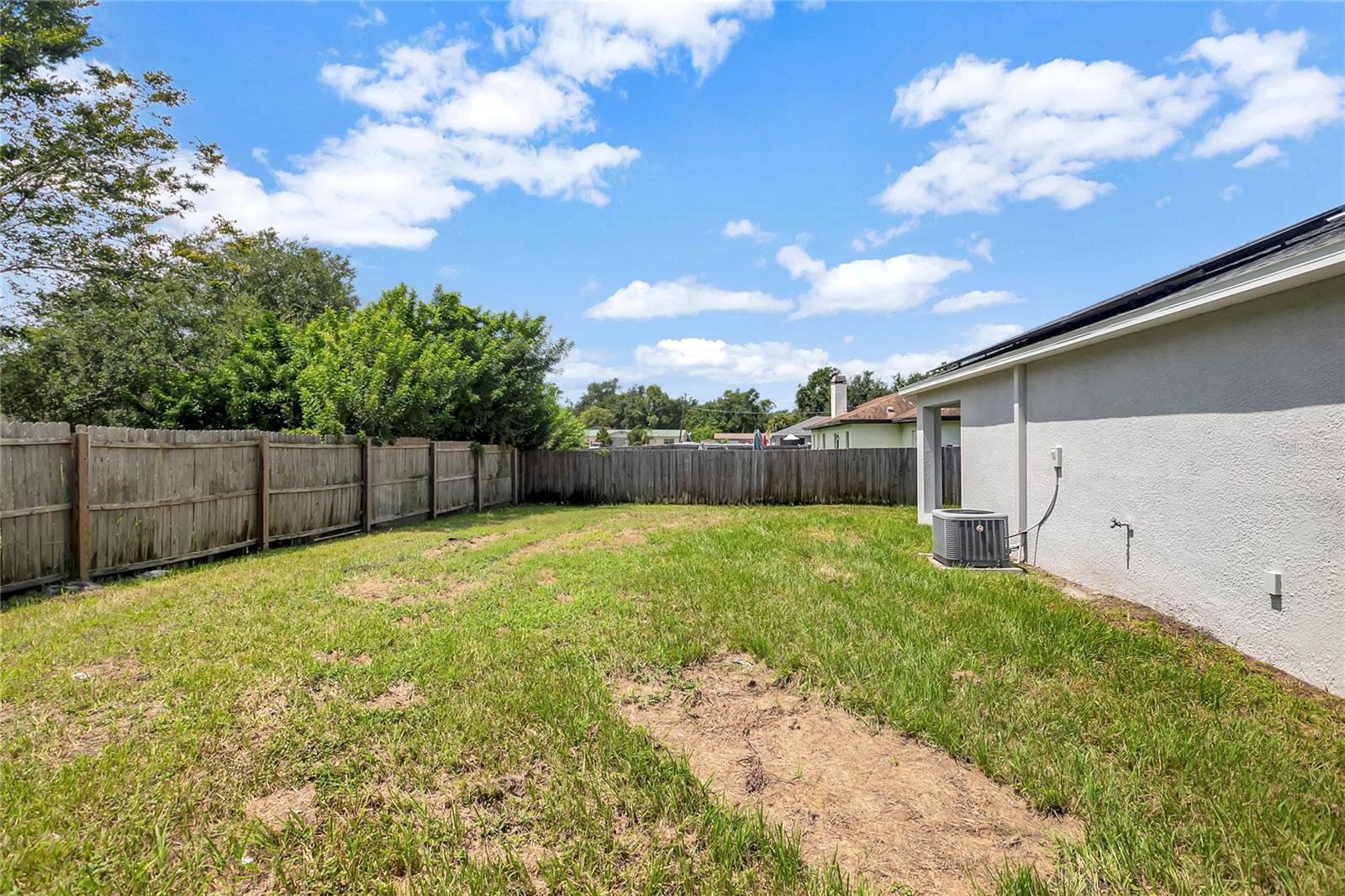 1209 E Ohio St, Plant City, FL 33563