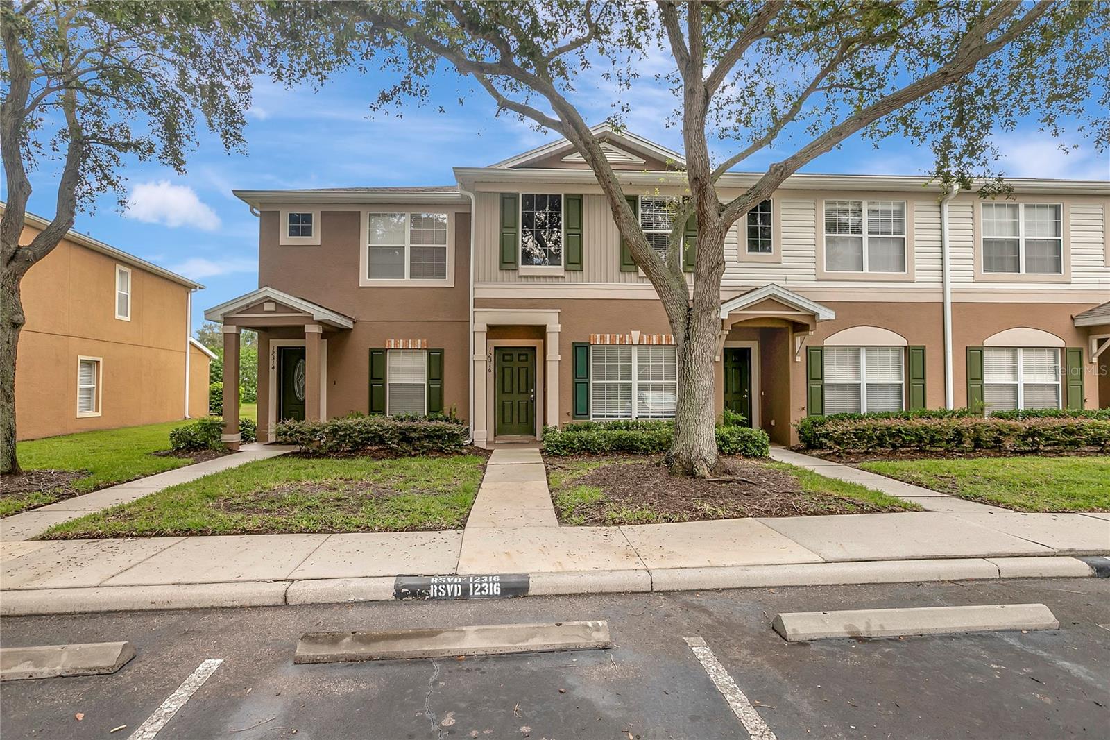 12316 Healey Summit Ln, Riverview, FL 33579