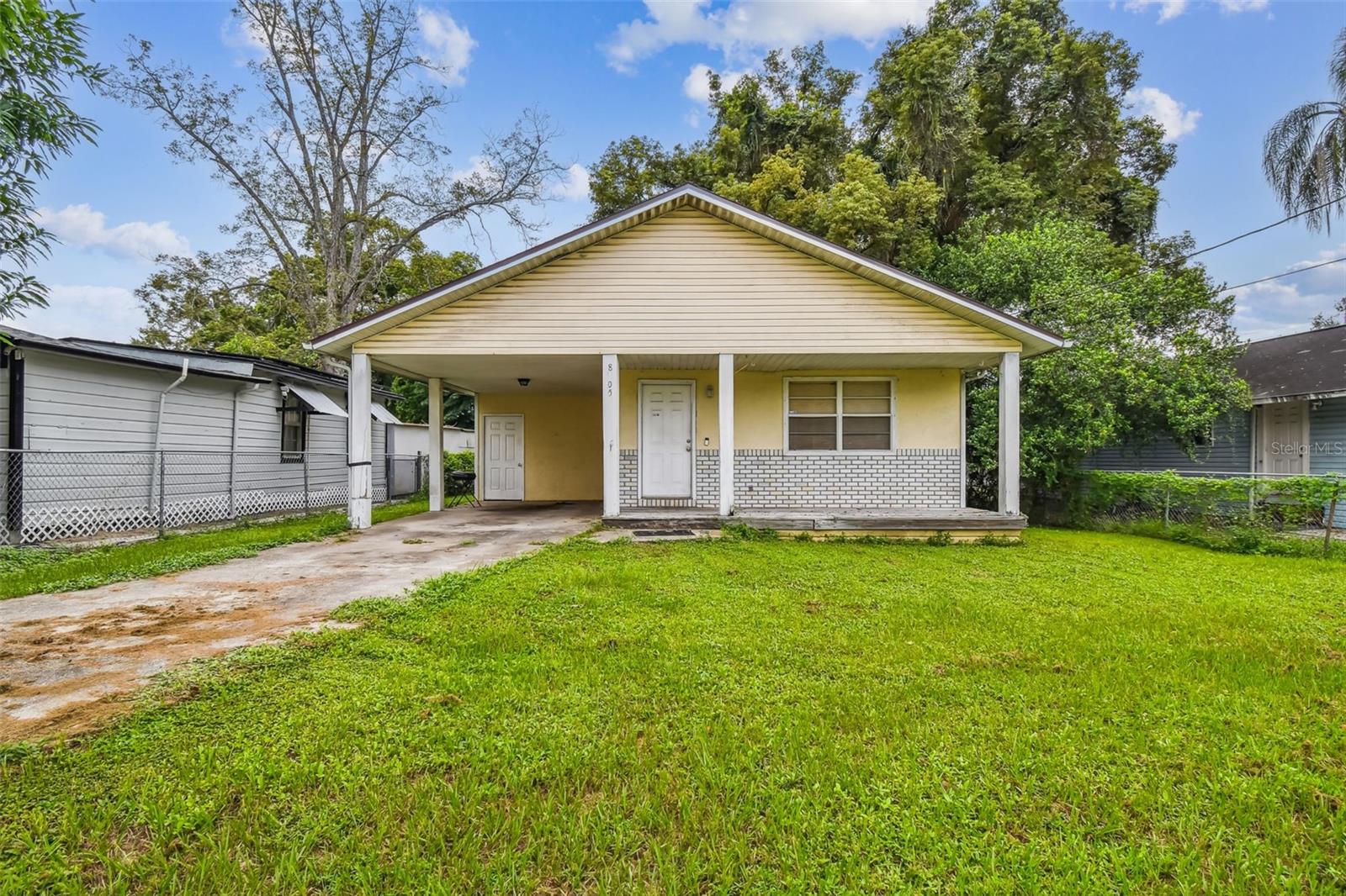 8205 N Semmes St, Tampa, FL 33604