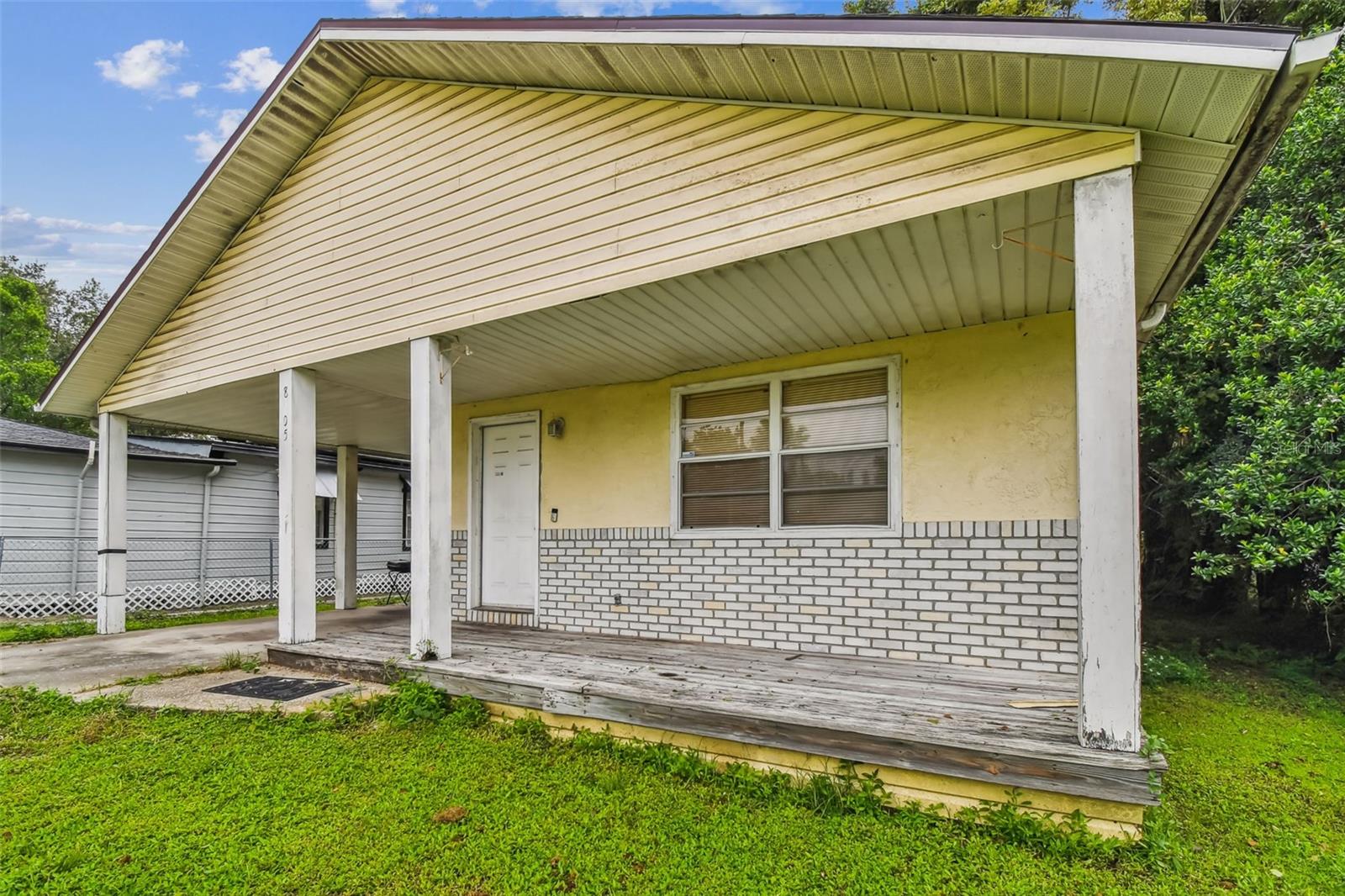 8205 N Semmes St, Tampa, FL 33604