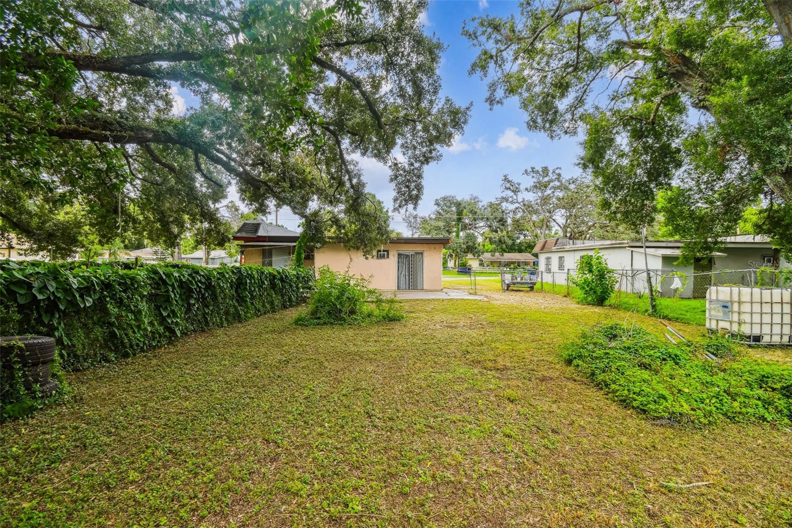 9318 N 11th St, Tampa, FL 33612