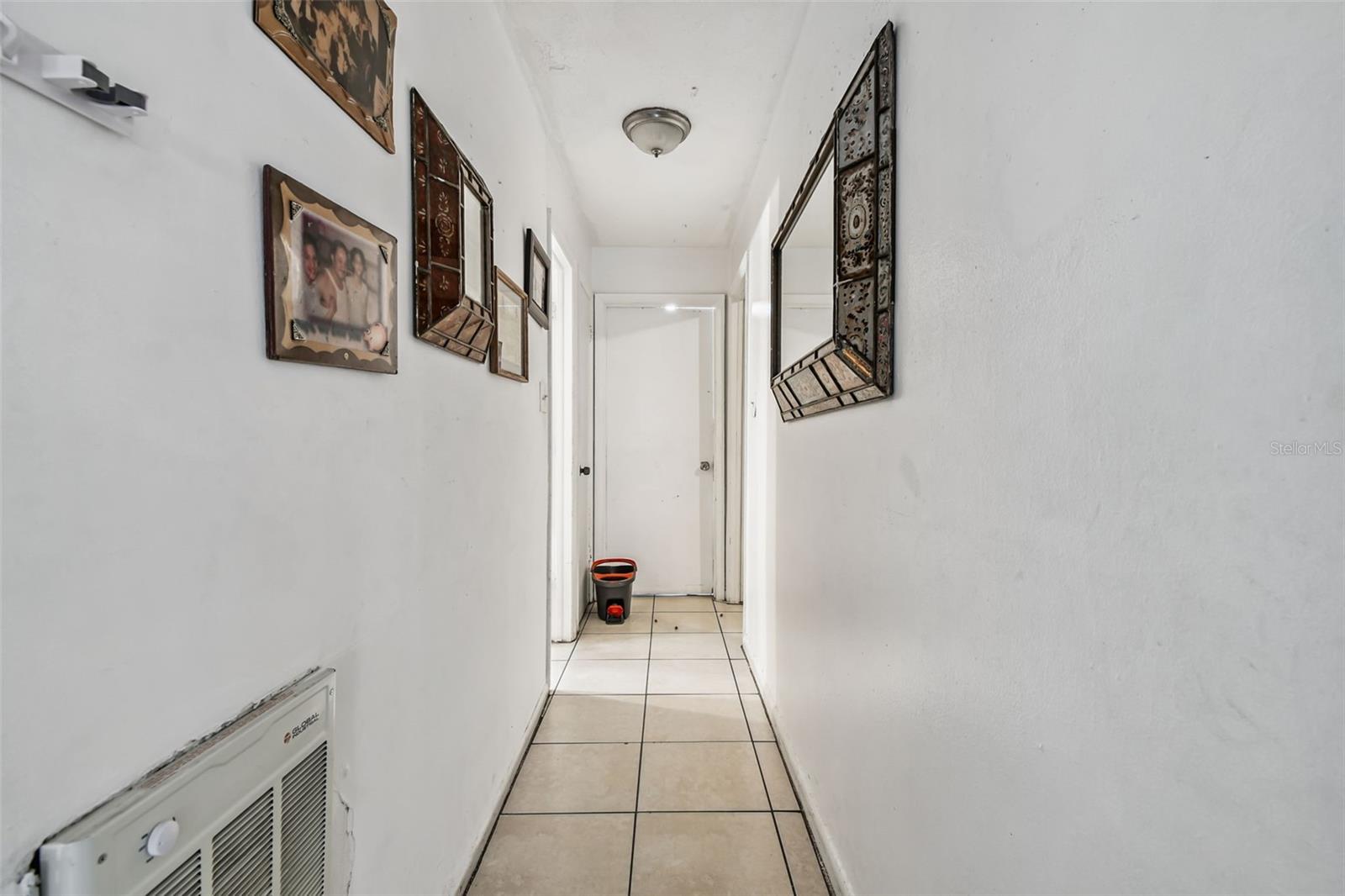 9318 N 11th St, Tampa, FL 33612