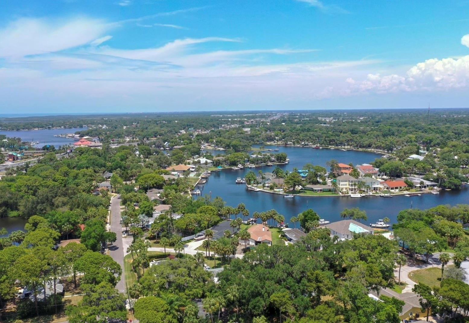 7381 Jasmin Dr, New Port Richey, FL 34652