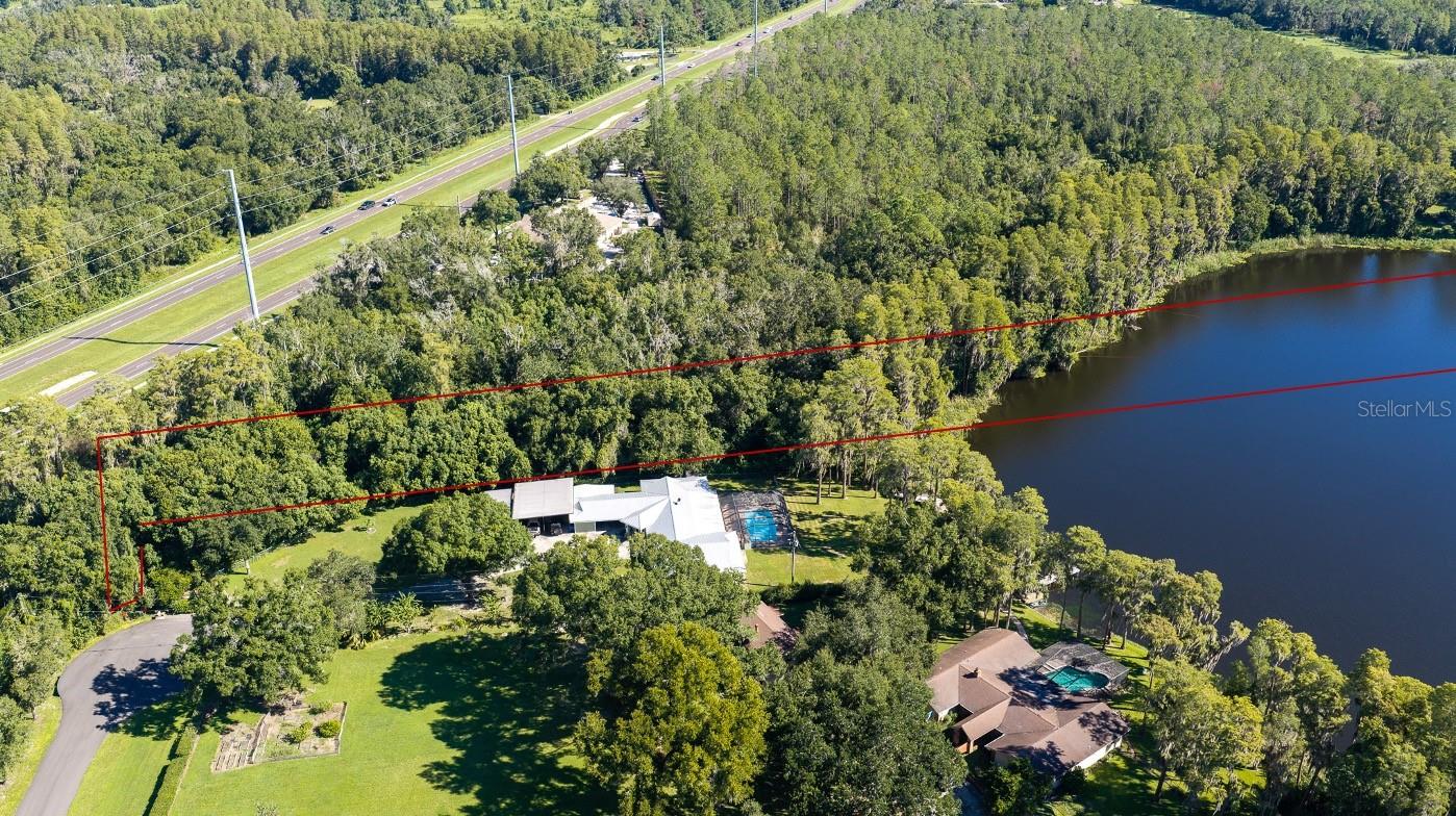 19115 Merry Ln, Lutz, FL 33548