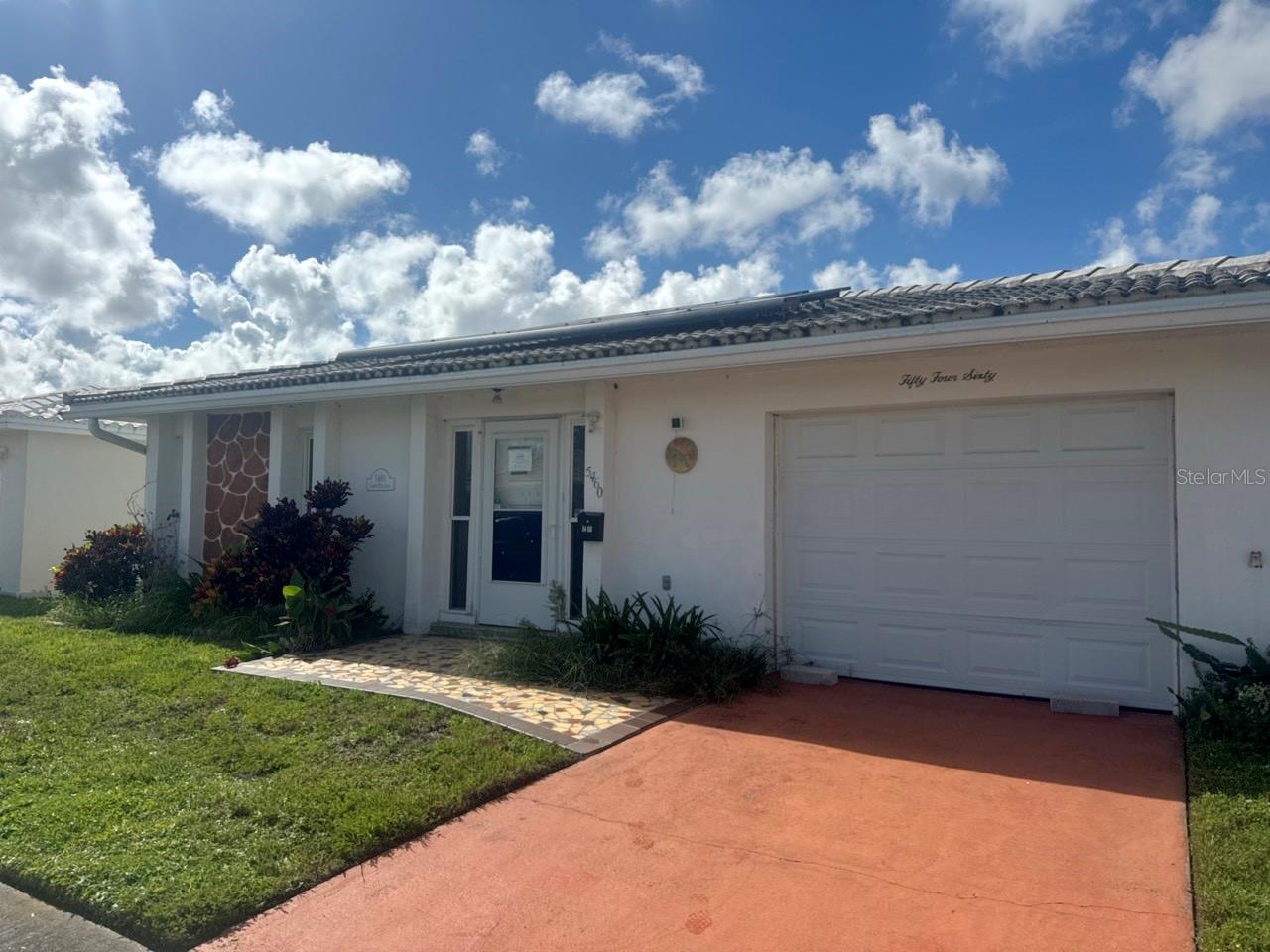 5460 Lemon Tree Ln N, Pinellas Park, FL 33782