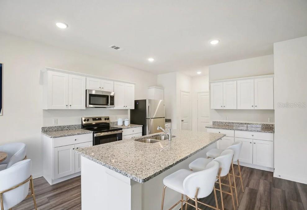 11177 Arnold Loop, San Antonio, FL 33576