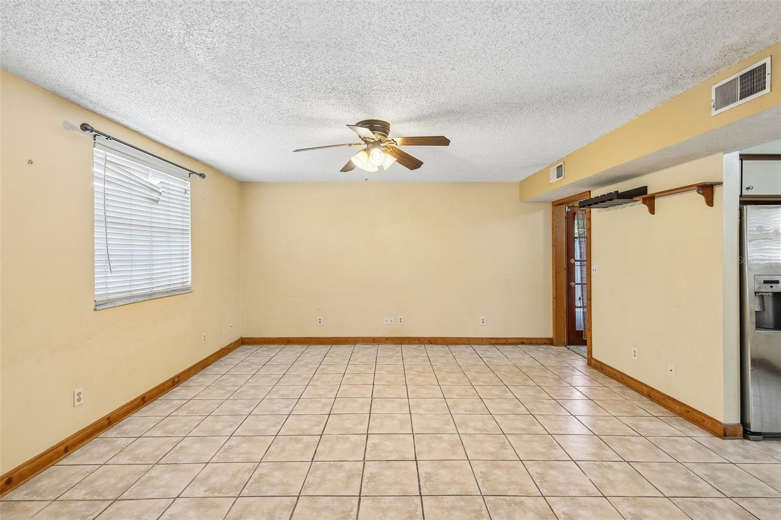 2702 49th St S, Gulfport, FL 33707