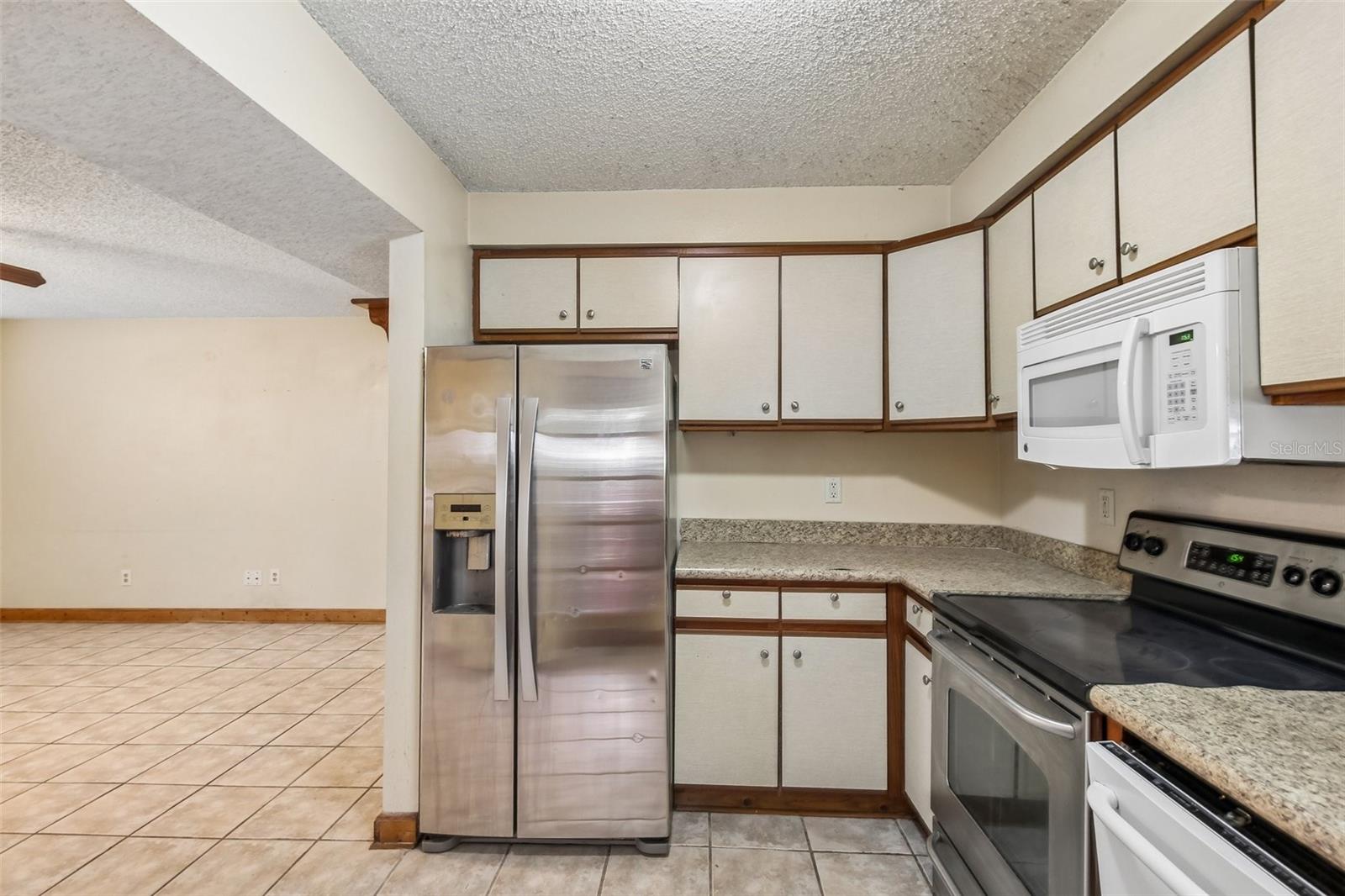 2702 49th St S, Gulfport, FL 33707