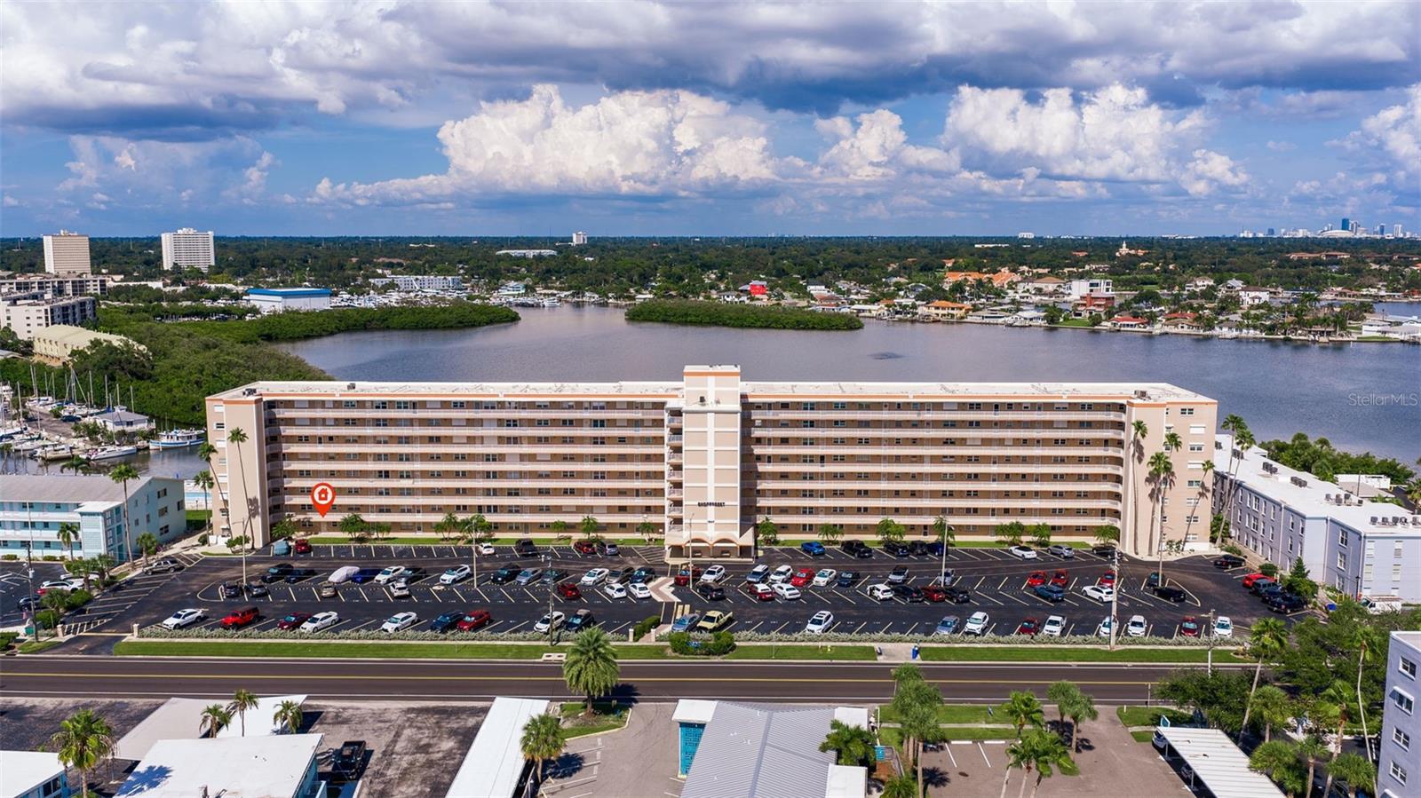 1847 Shore Dr S #202, South Pasadena, FL 33707