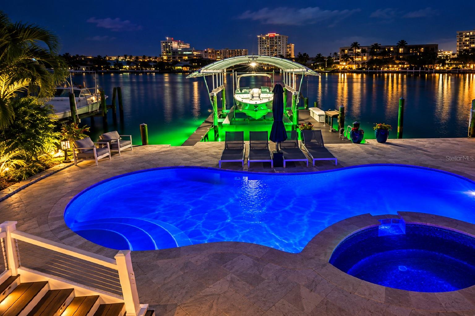 141 Bayside Dr, Clearwater, FL 33767