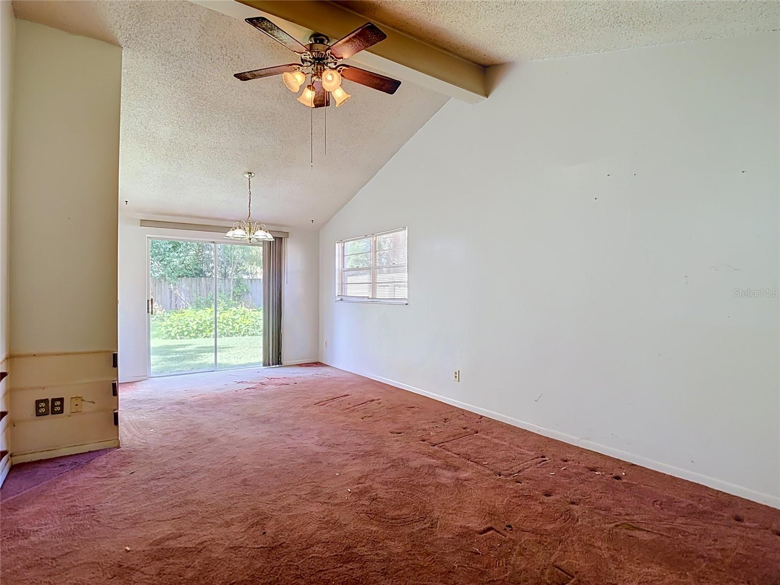 617 Highview Cir S, Brandon, FL 33510